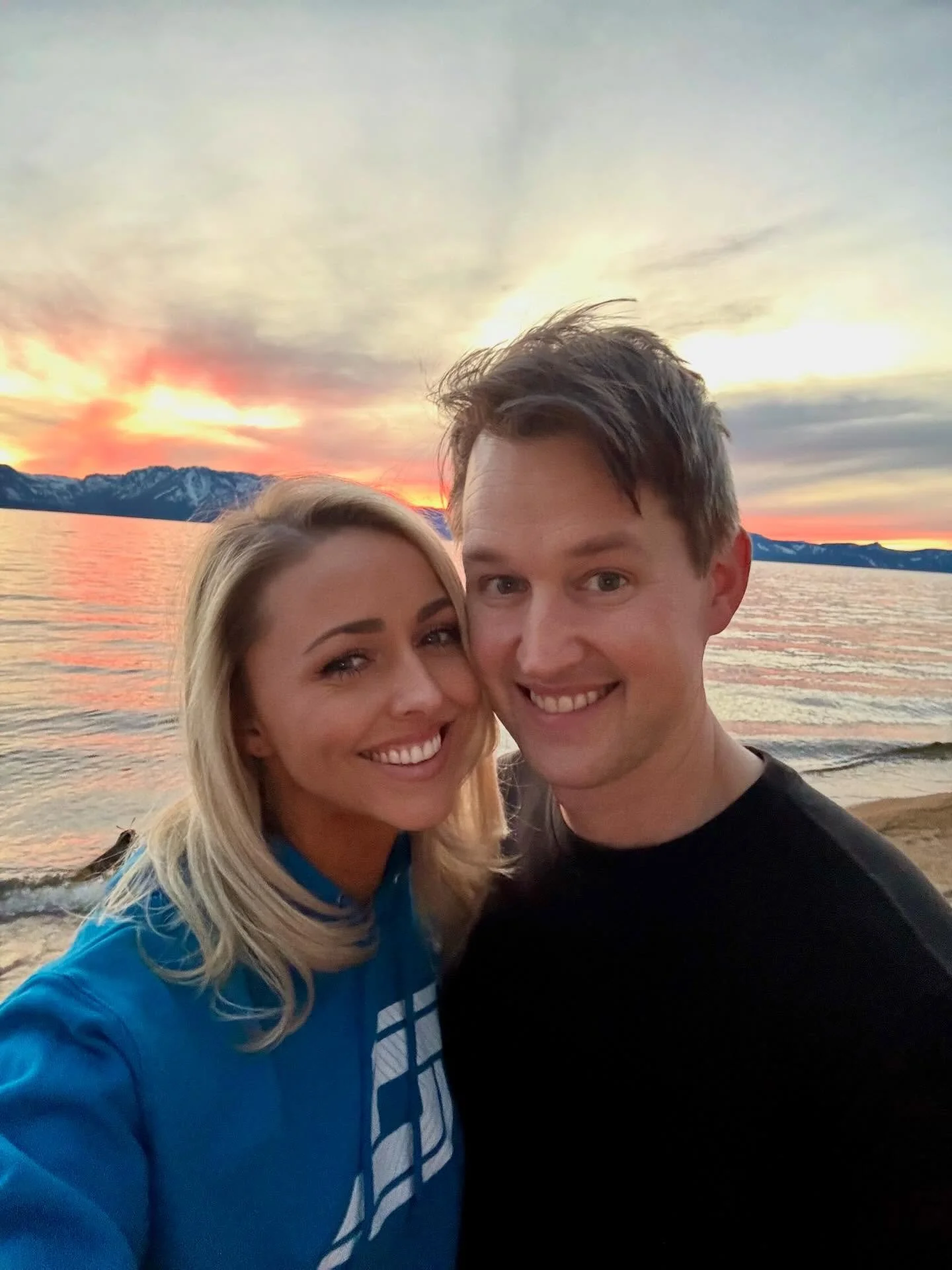 Happy birthday to my favorite boy @lukeconard !!! 🎈🩷🌅