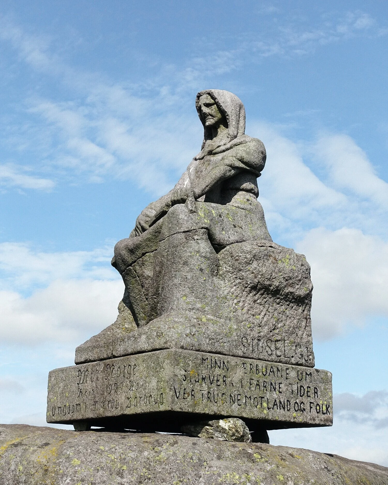 Steinkjerringa, eller “Mor Norge” laget i 1898-99.