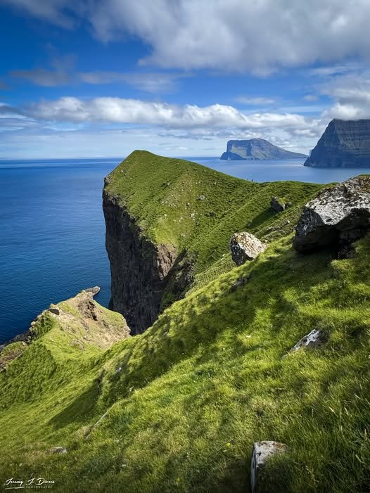 "Where the Earth Meets the Infinite" near the village of Trøllanes, Faroe Islands