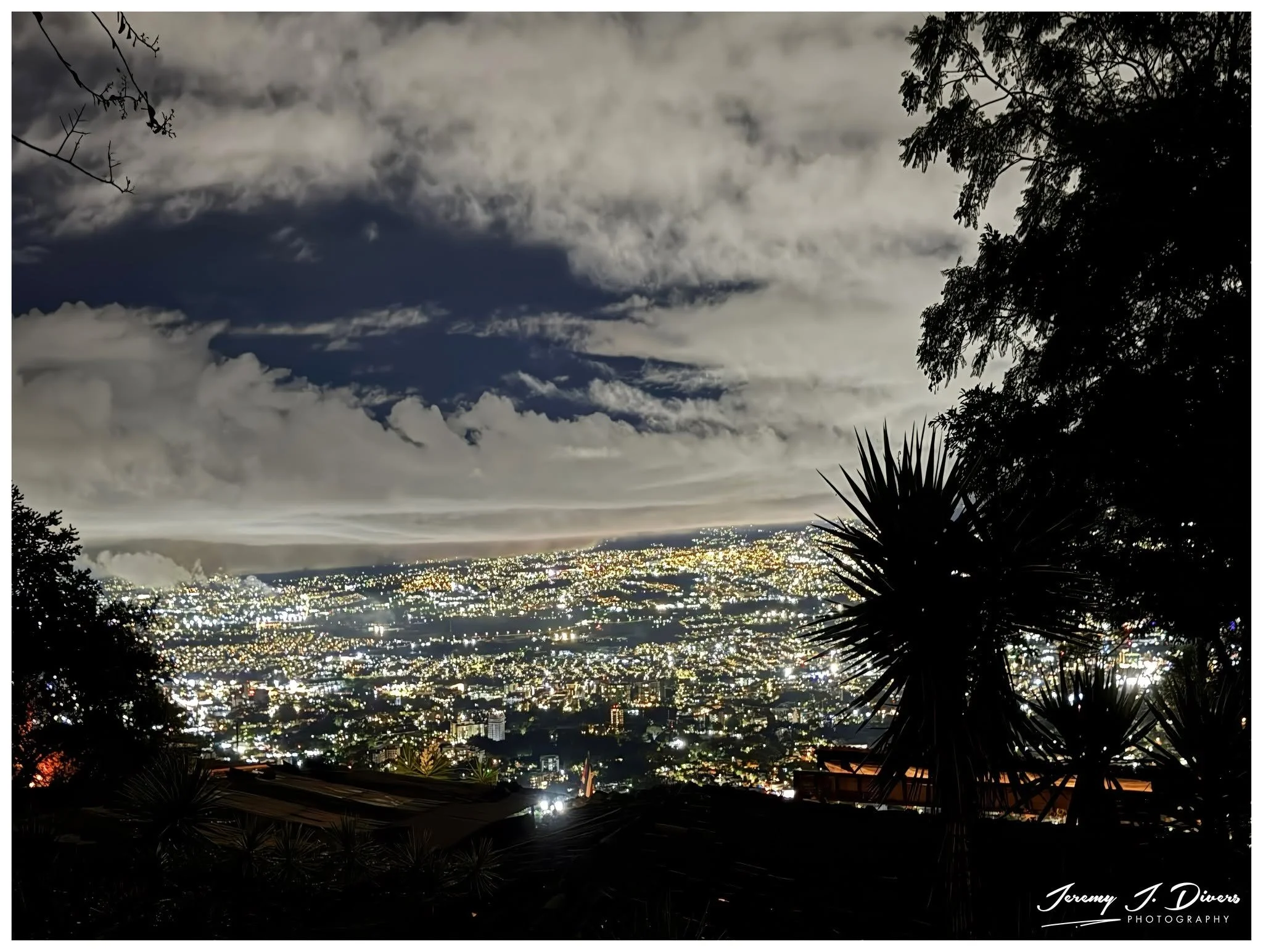 "San José Beneath the Twilight Clouds" Restaurante Tiquicia, San José, Costa Rica