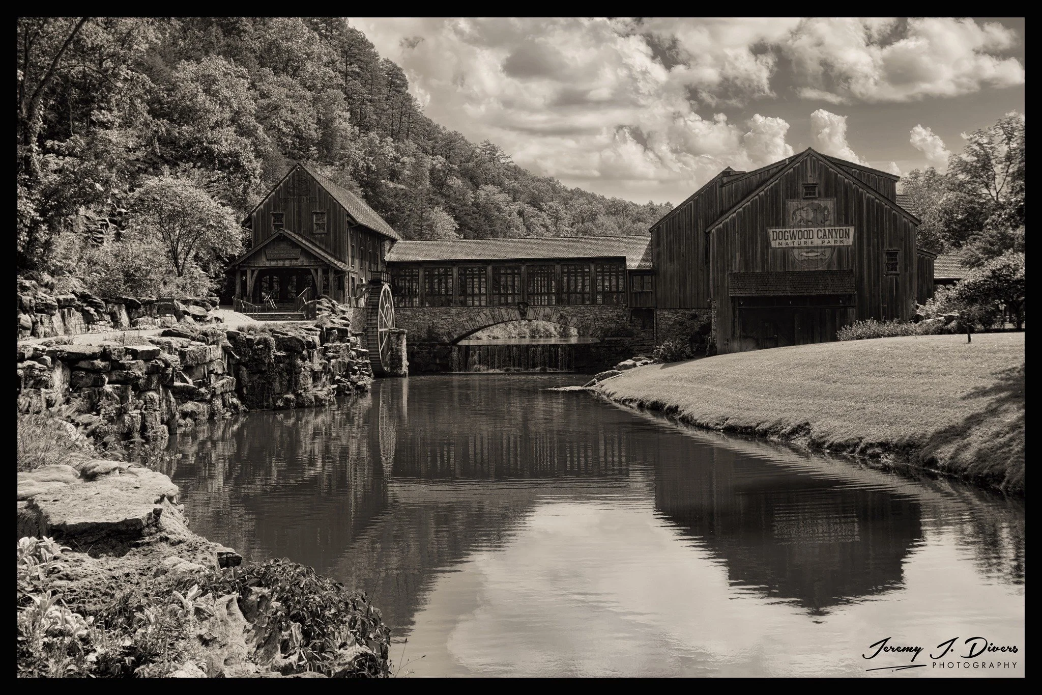 "Dogwood Canyon Nature Park" Lampe, Missouri