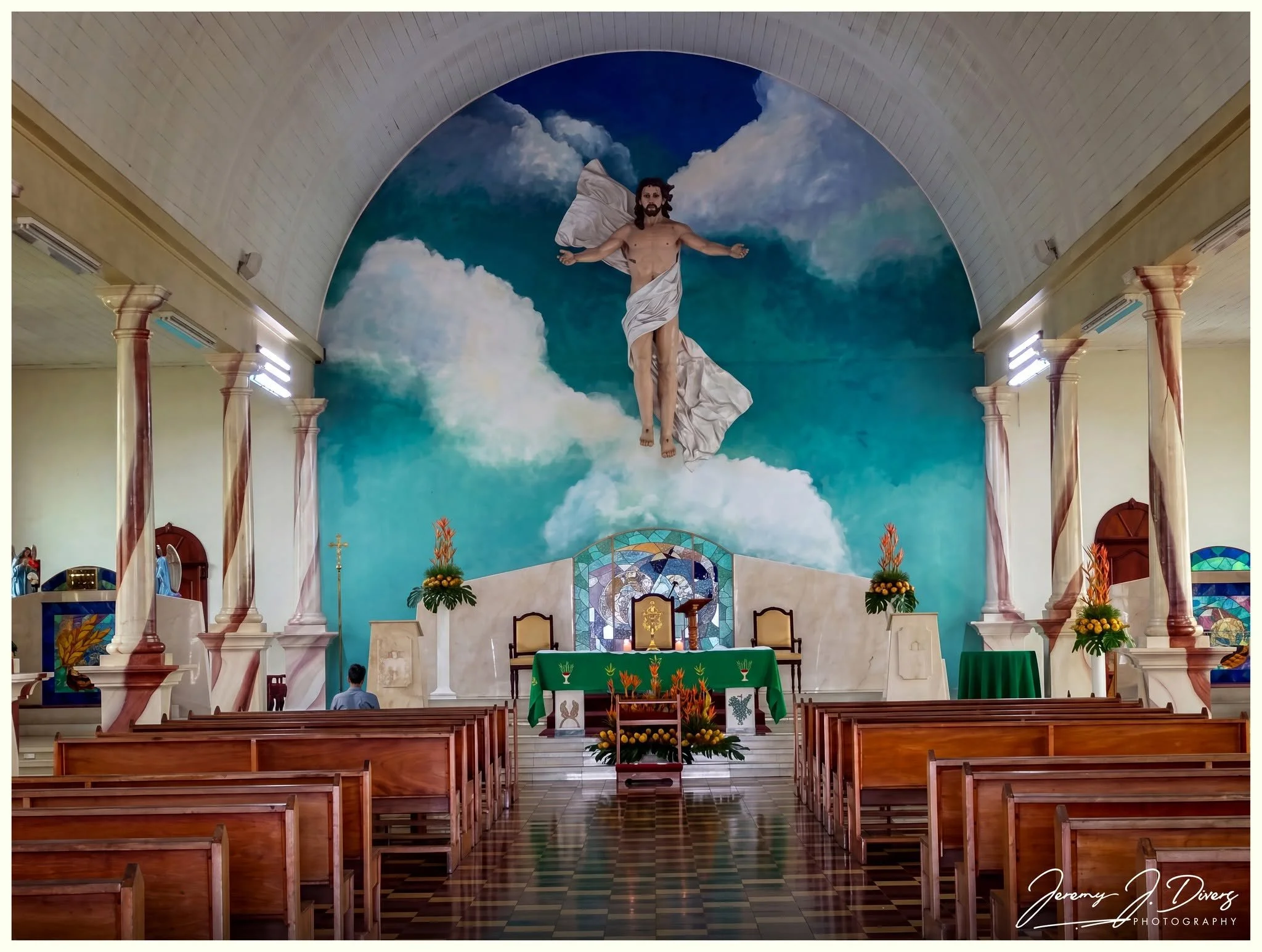 "Parroquia San Juan Bosco Interior" (A) La Fortuna, Costa Rica