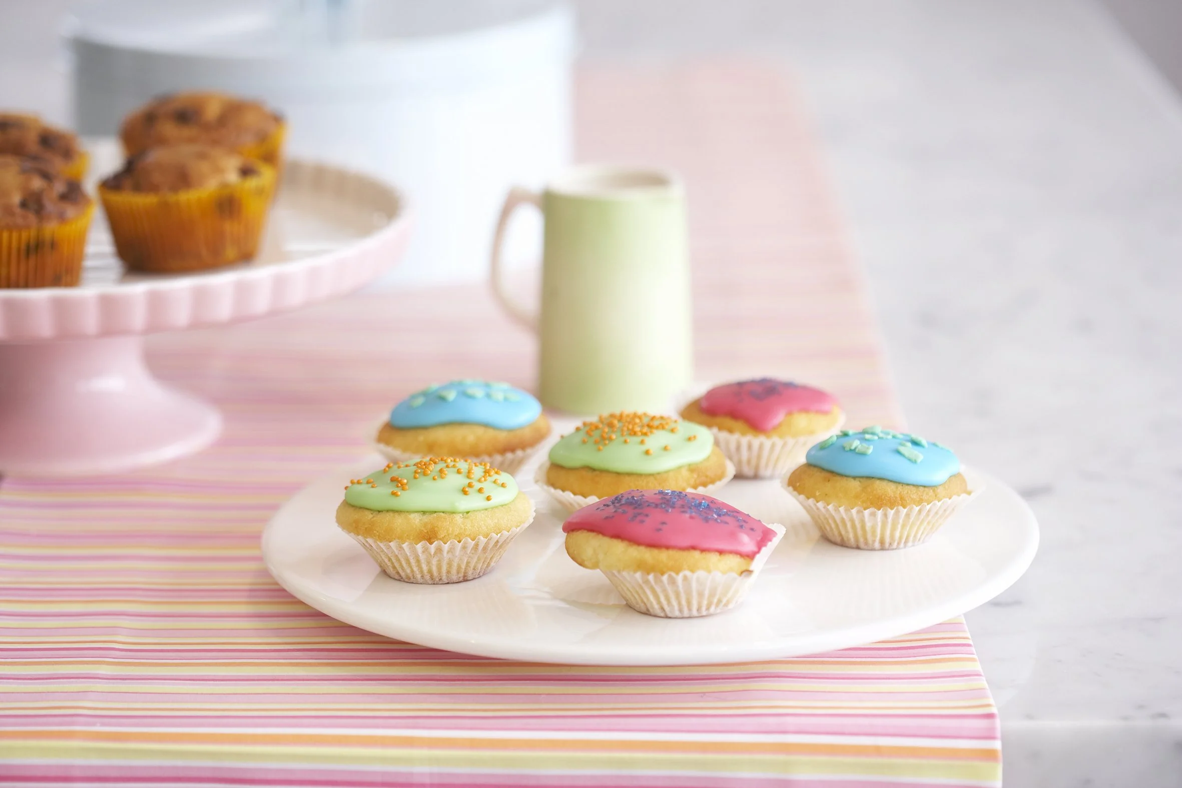 Classic-style cupcakes