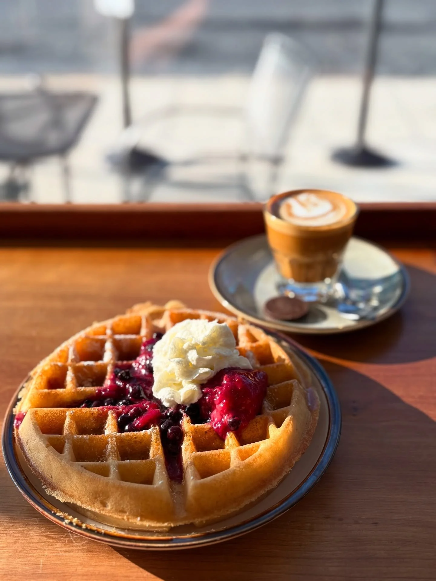 It&rsquo;s waffle weekend at Gravel &amp; Grind🧇🧇
Waffles till 1 pm coffee, toast &amp; bikes till 4pm.  Stop by and see us! 
.
.
.
#waffleweekend #gravelandgrind #sundayfunday☀️ #coffeecoffee