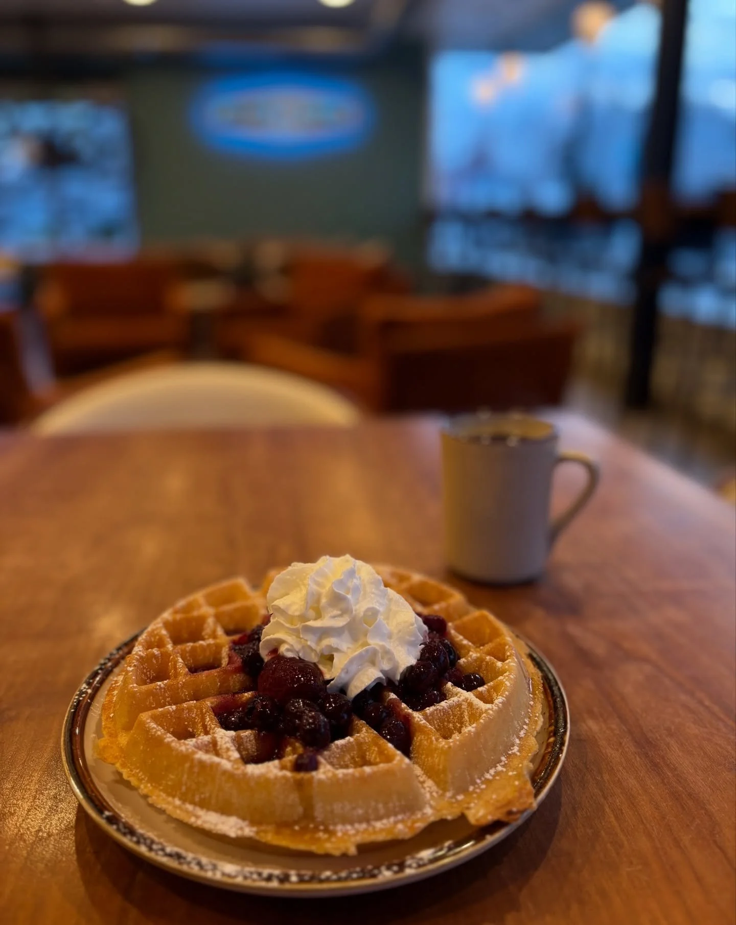 Happy Sunday-snow day! It&rsquo;s time! 🧇☕️We have waffles til 1pm, coffee and toasts all day. 
.
.
.
#waffleweekend #coffeeshop #gravelandgrind #itstiiiimmmmee #alliwant #isawaffle