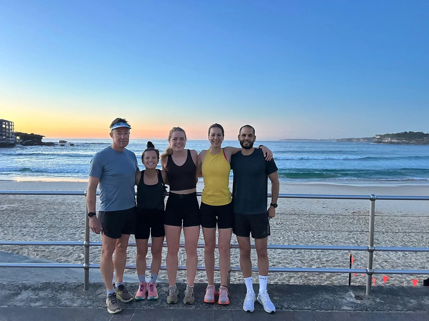 Sunrise runs: where every stride is a moment of gratitude and every step is a new beginning🤗