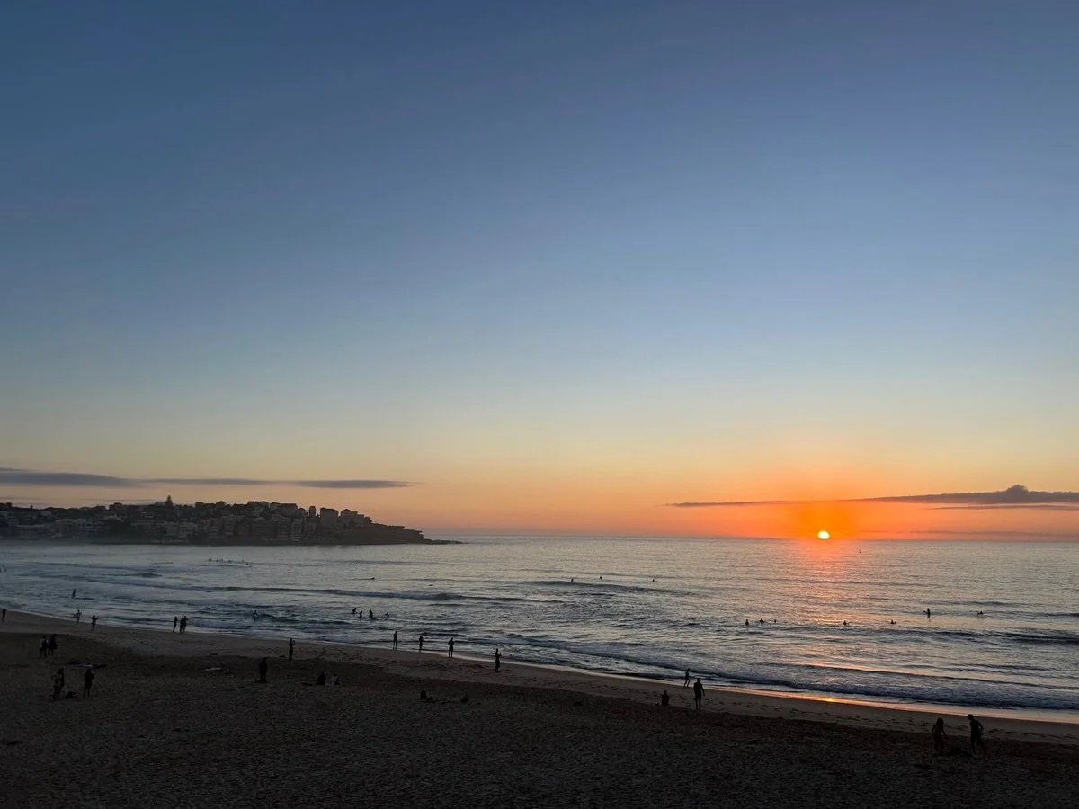 This morning&rsquo;s recovery run was warm, humid, and challenging in its own way &mdash; but the turnout and energy said it all.
Starting the year by showing up, staying connected, and taking care of ourselves.
New year, new goals 💙