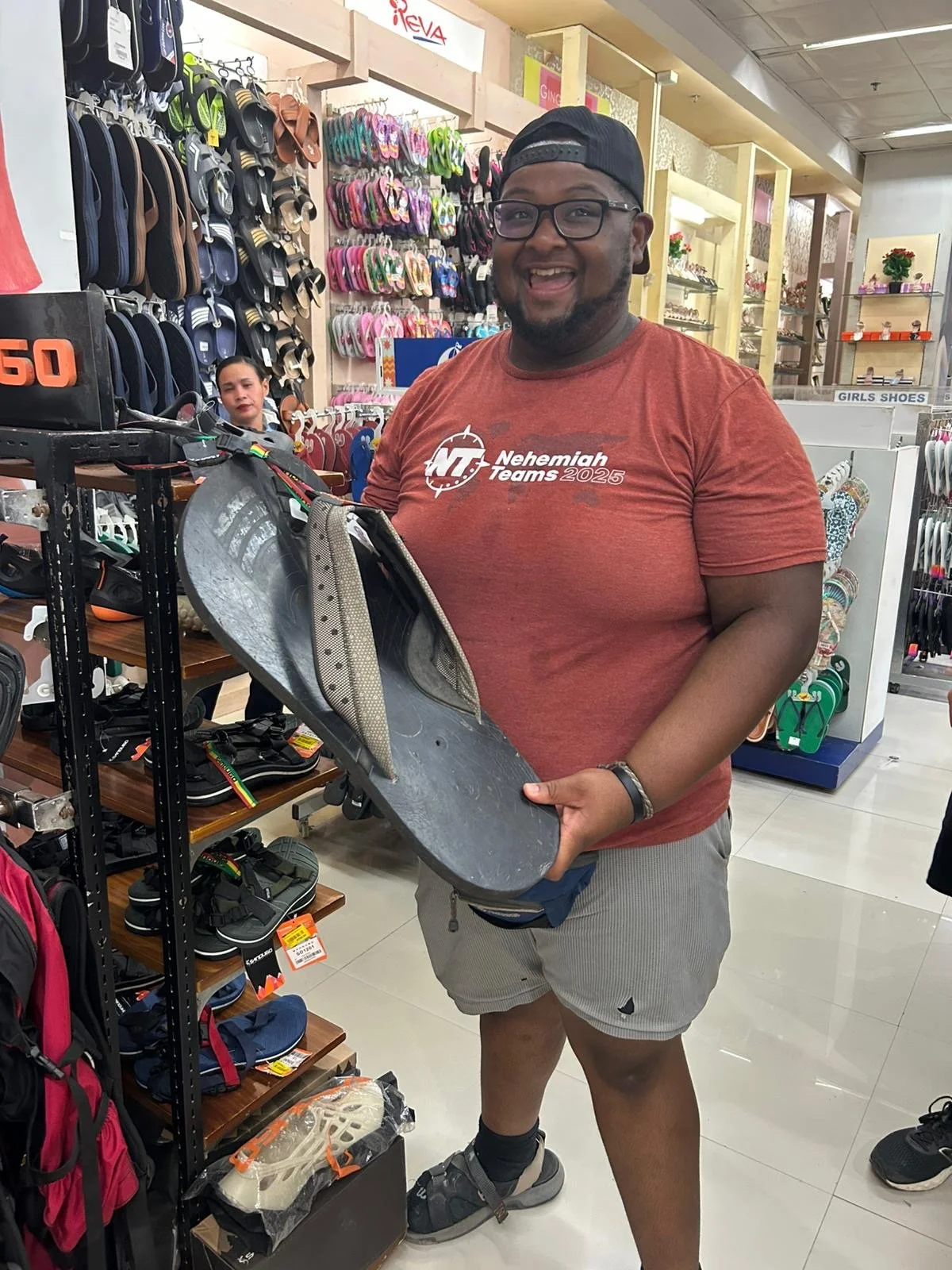 Philippines- Jeteric Ellis 3.jpeg