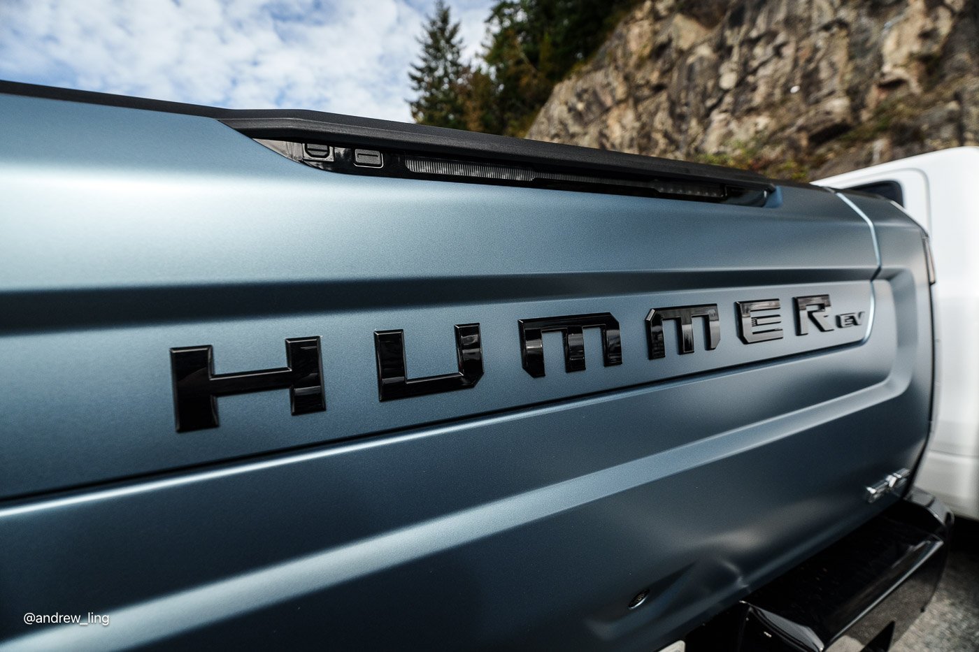 DSC02533-24-Hummer-EV-SUT.jpg