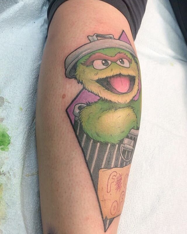 Oscar the grouch! Swipe to see Cookie Monster and my client&rsquo;s matching socks. Thanks @valouauger once again for this project .
.
.
.
.
.
#tats #tatt #tatts #tatted #tattoo #tattoos #tattooed #tattooedlife #tattooedlifestyle #ink #inked #inkedup