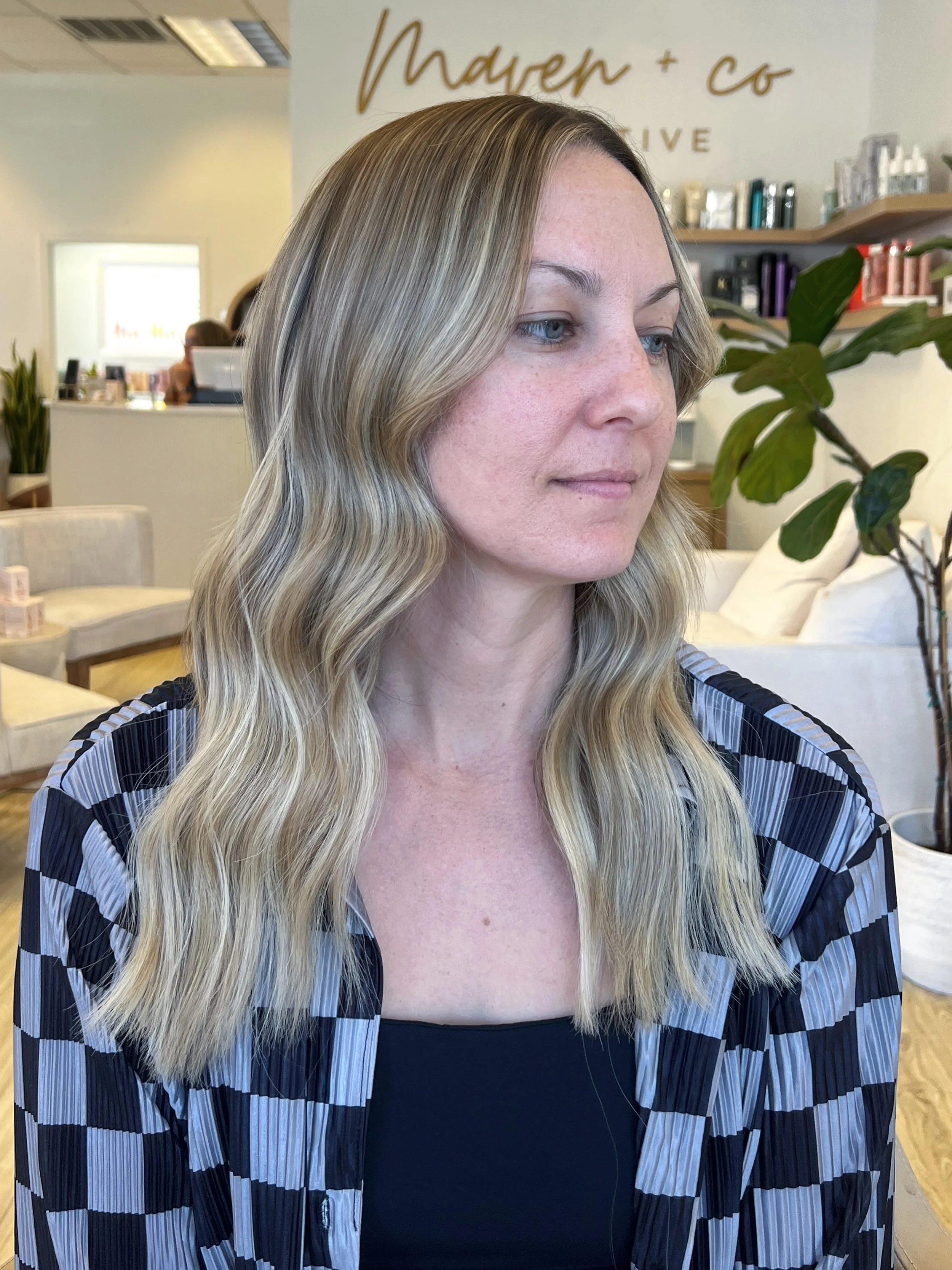 You CAN have damage free extensions 

Number one question I get. Will extensions ruin my hair? 

No, not when they are installed properly by an extension specialist and taken care of properly. They can actually help your hair grow!

As an extension s