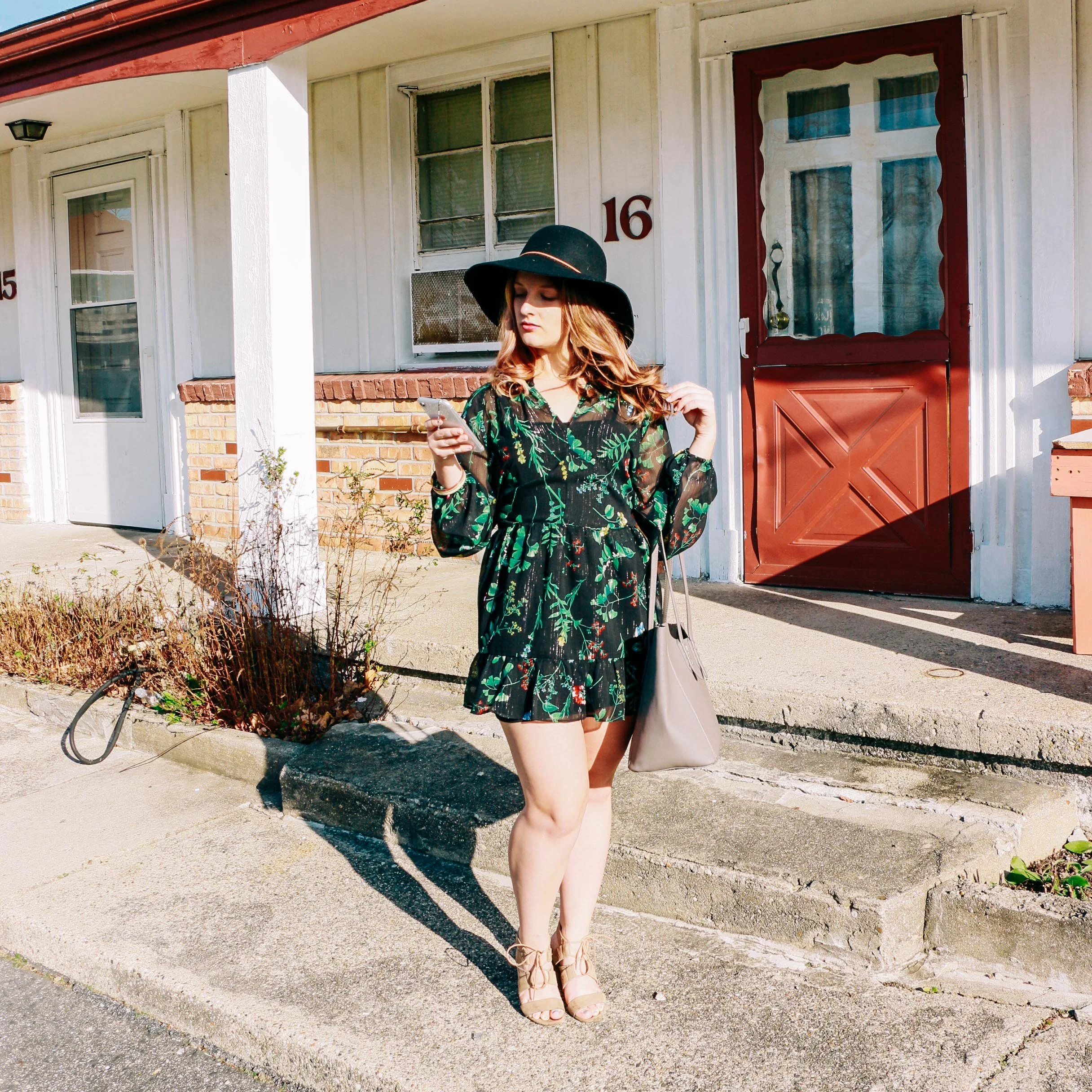 How To Dress Like Alexis Rose From Schitt s Creek Sustainably