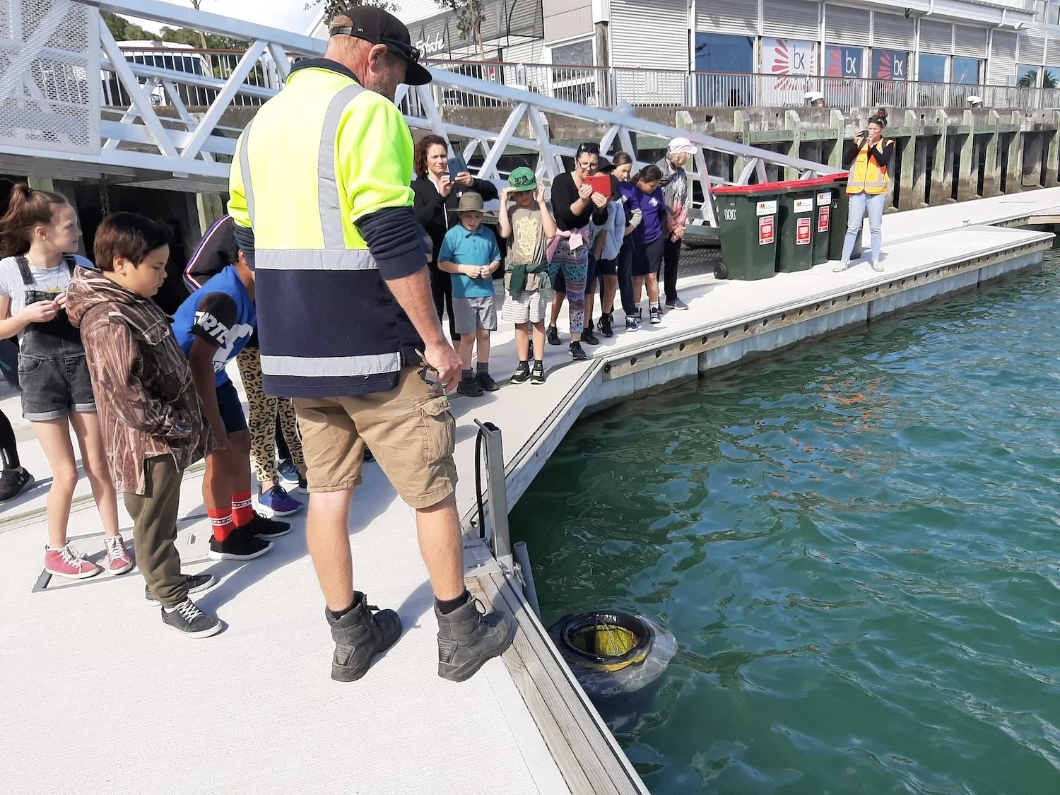 EnviroSchool students learn about Seabin.jpg