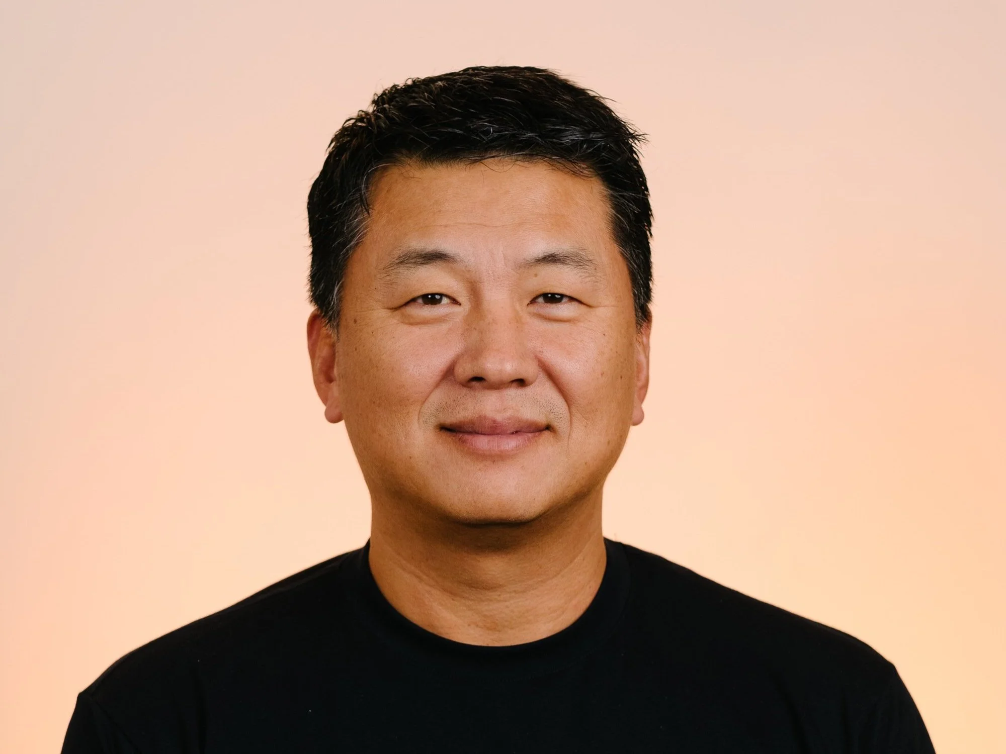 Charles Choe headshot.jpg