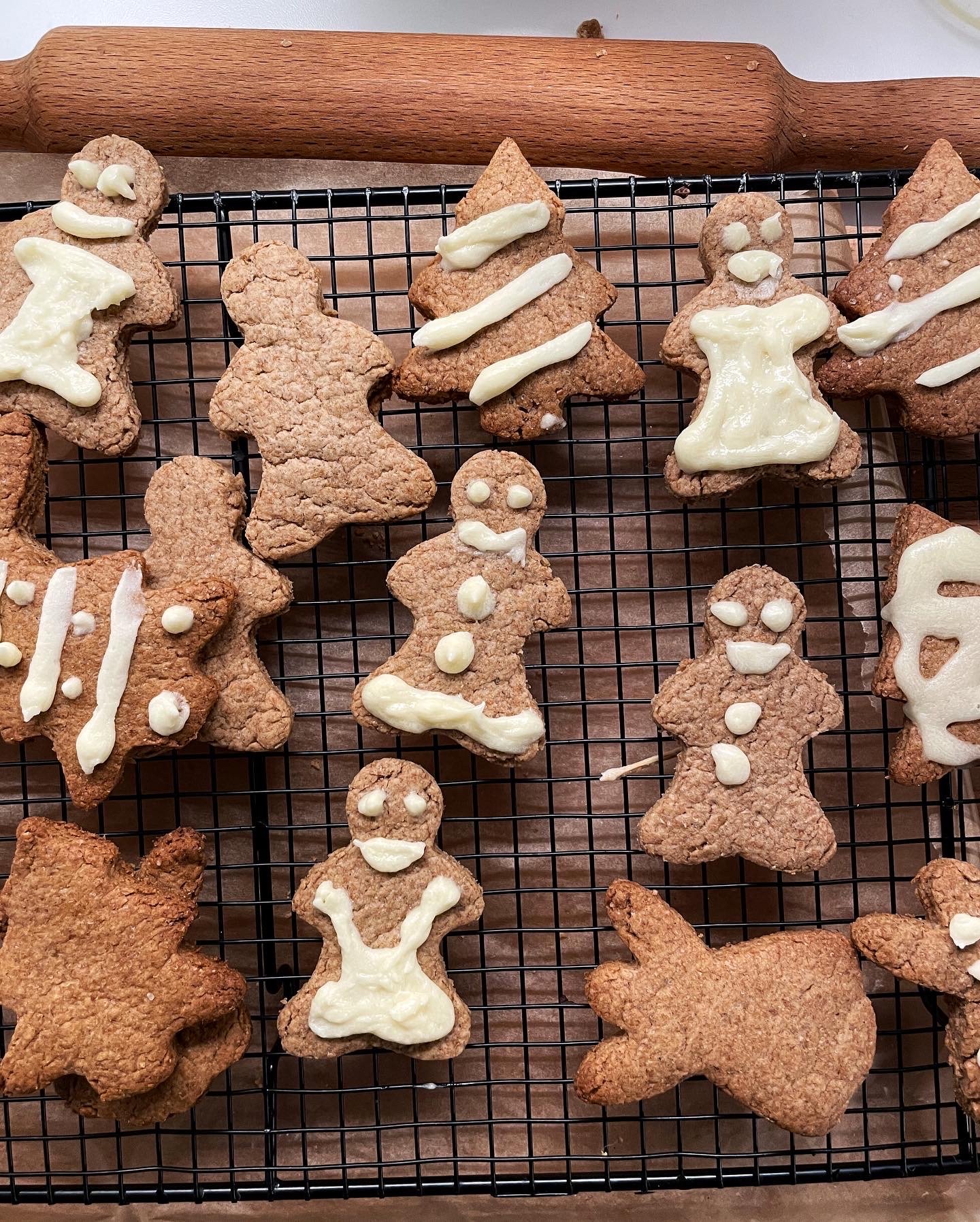 17 Days Until Christmas: Homemade Gingerbread 