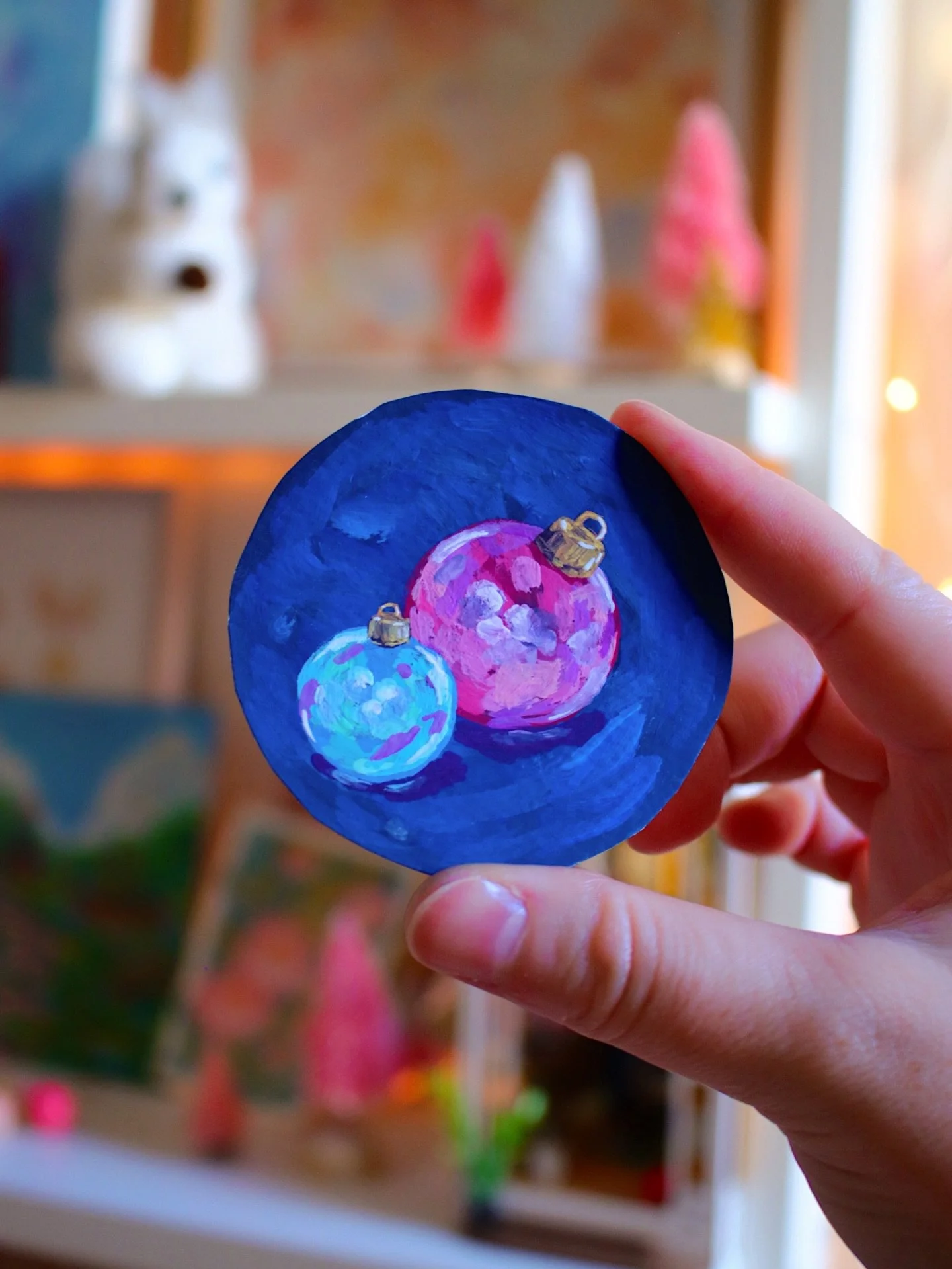 Merry Christmas 🎄✨ I painted these little tags last week and they turned out so magical, I&rsquo;ll be gifting them to family today 🥹✨
Wishing you all a happy holidays to those who celebrate 💖

#christmasart #gouachepainting #magicalpainting #baub