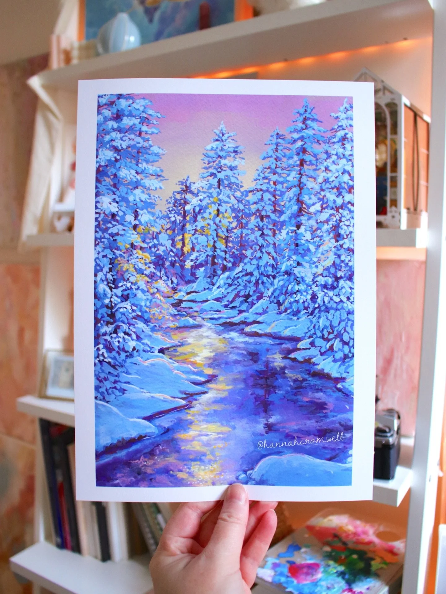 ❄️ A secret winter drop went live yesterday 🤫 Limited edition prints have arrived to my sh0p of these winter scenes I painted last week 🥹
I&rsquo;m so happy with how these turned out, it&rsquo;s my first time painting snow with gouache and I couldn