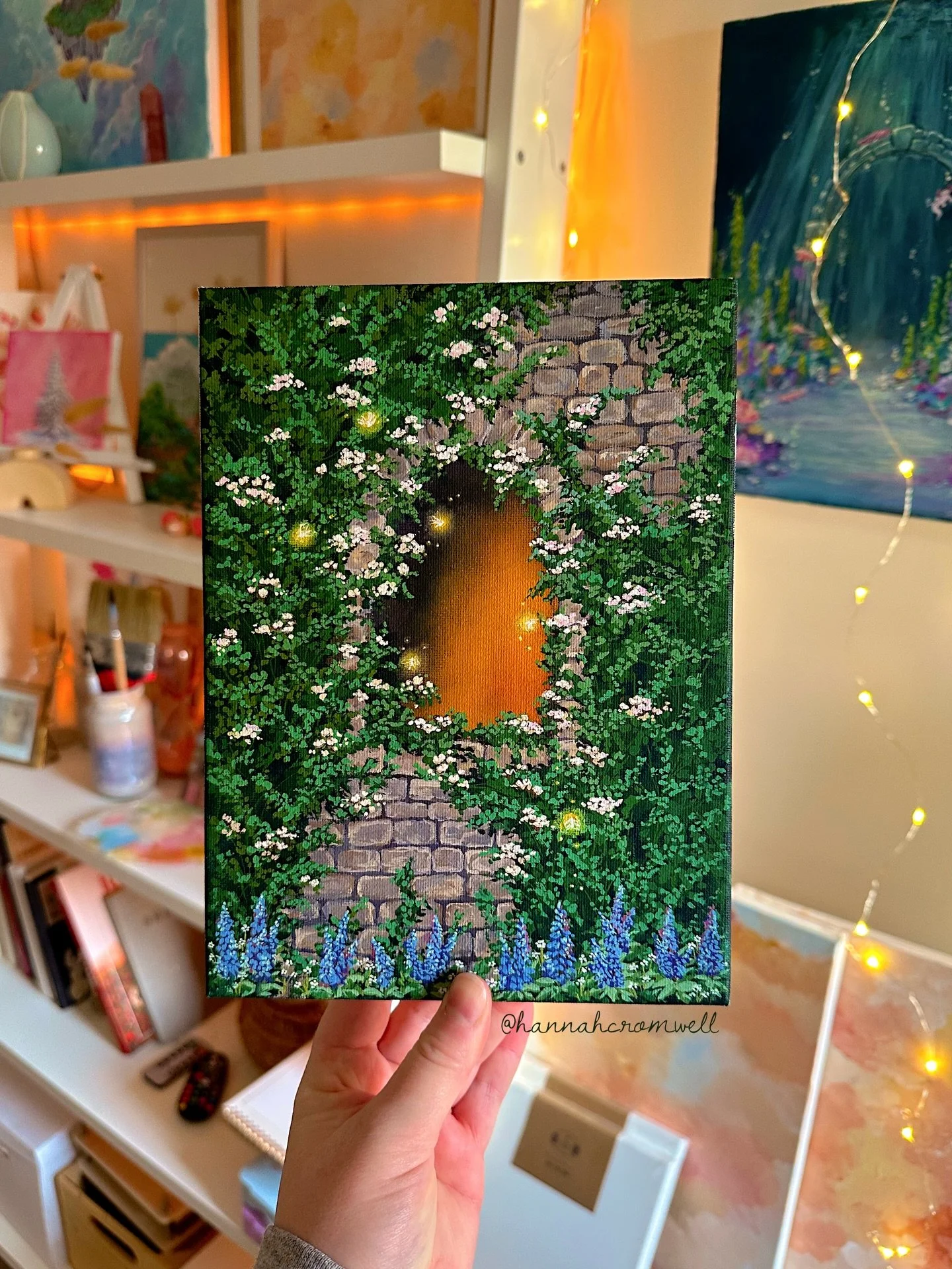 My favourite artwork I&rsquo;ve painted this year so far 🥹🍃🐝 Traditional gouache on canvas 🎨

#fantasyart #gouachepainting #traditionalartwork #art