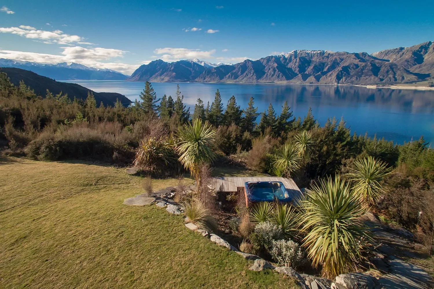 Lake Hawea view