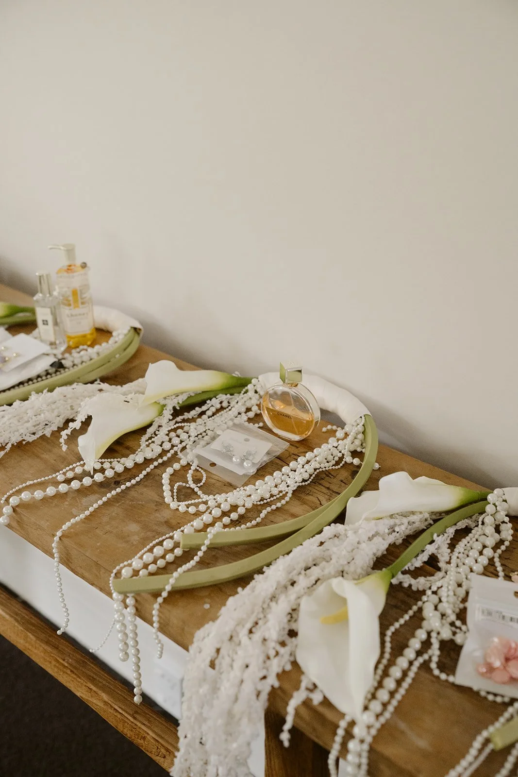 Bride getting ready with bridesmaids at Millbrook Resort Queenstown