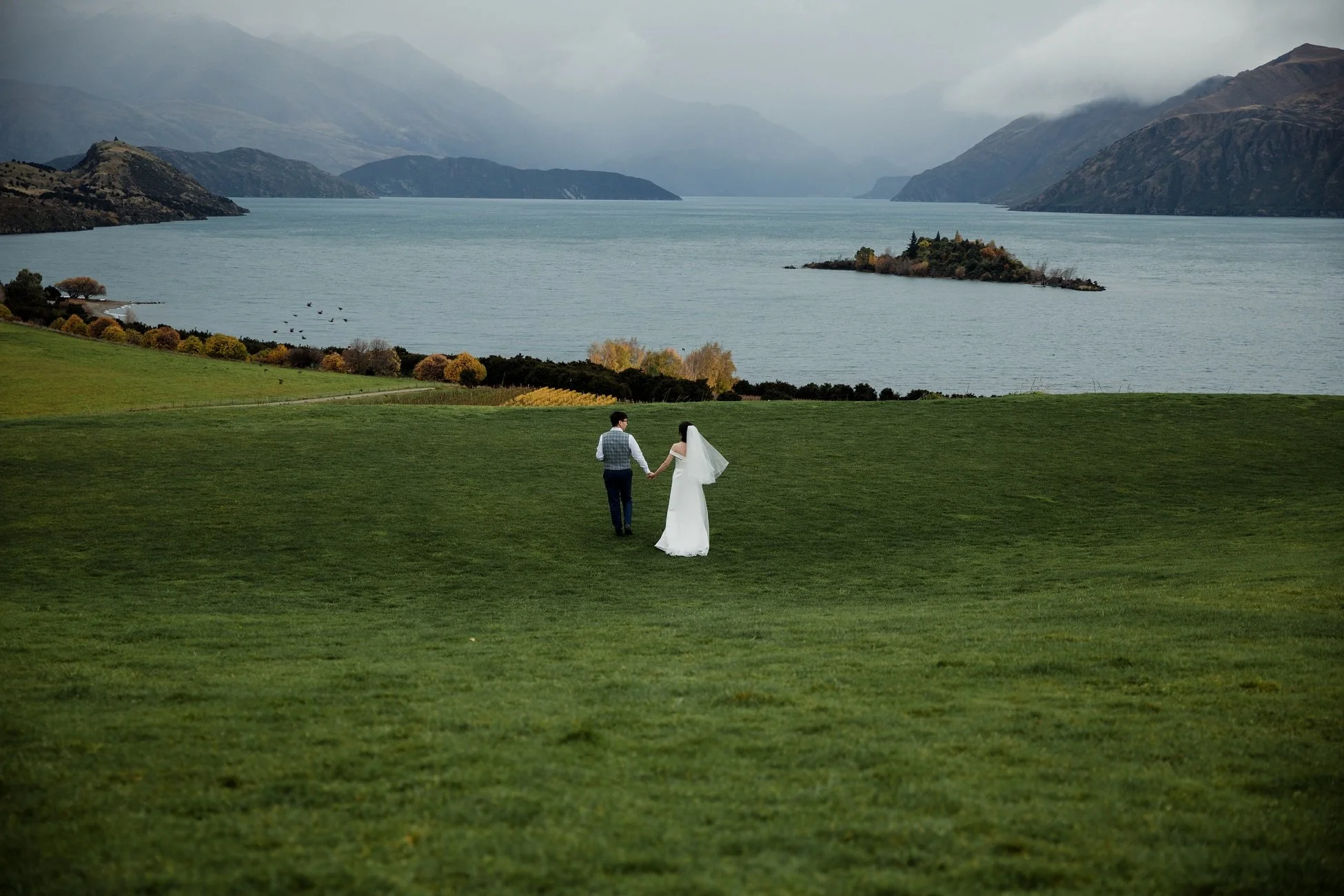 Wedding planning services with Wedding packages in Auckland & Queenstown, NZ — aMoment Wedding