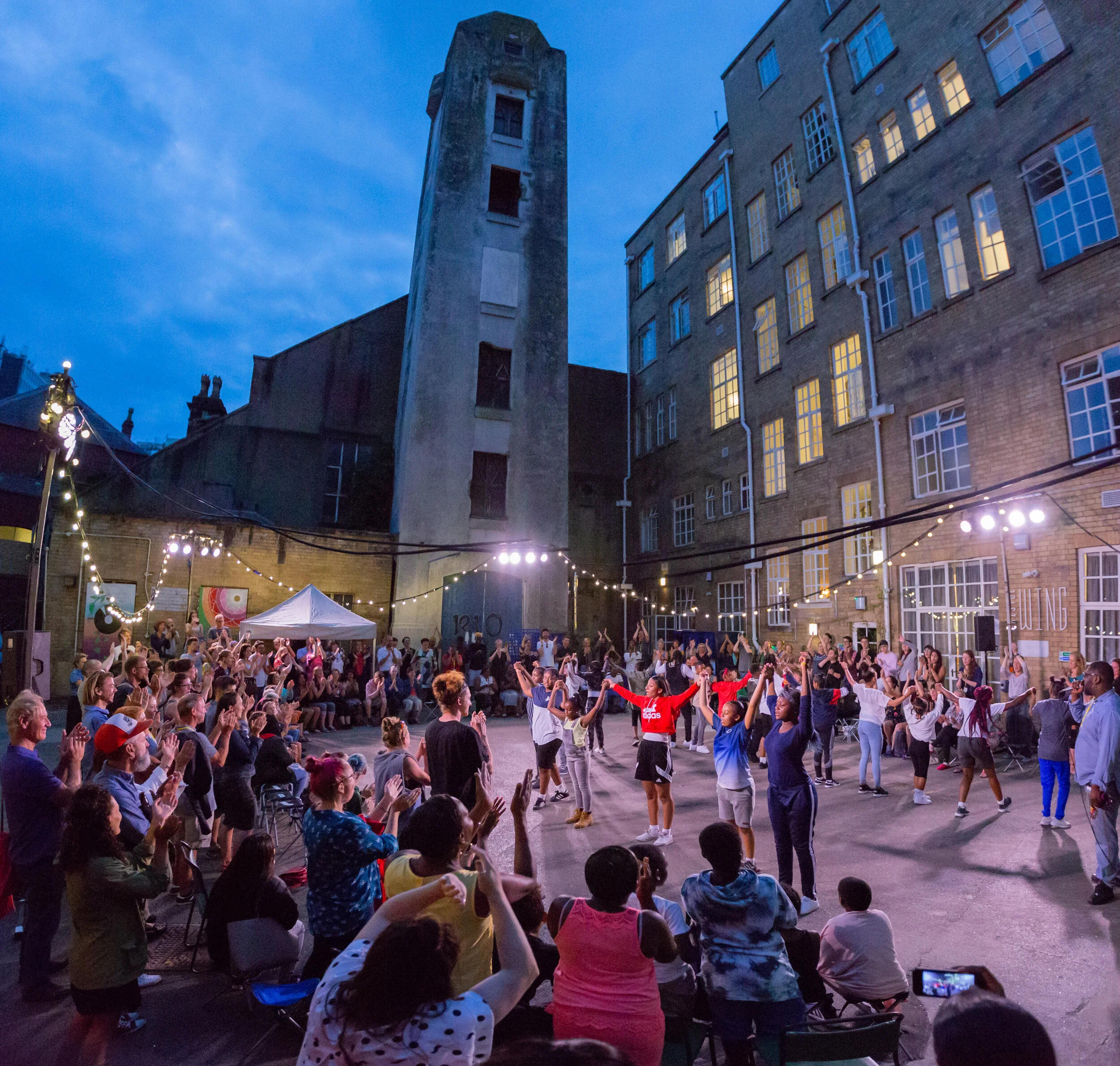 SESSION - Still House