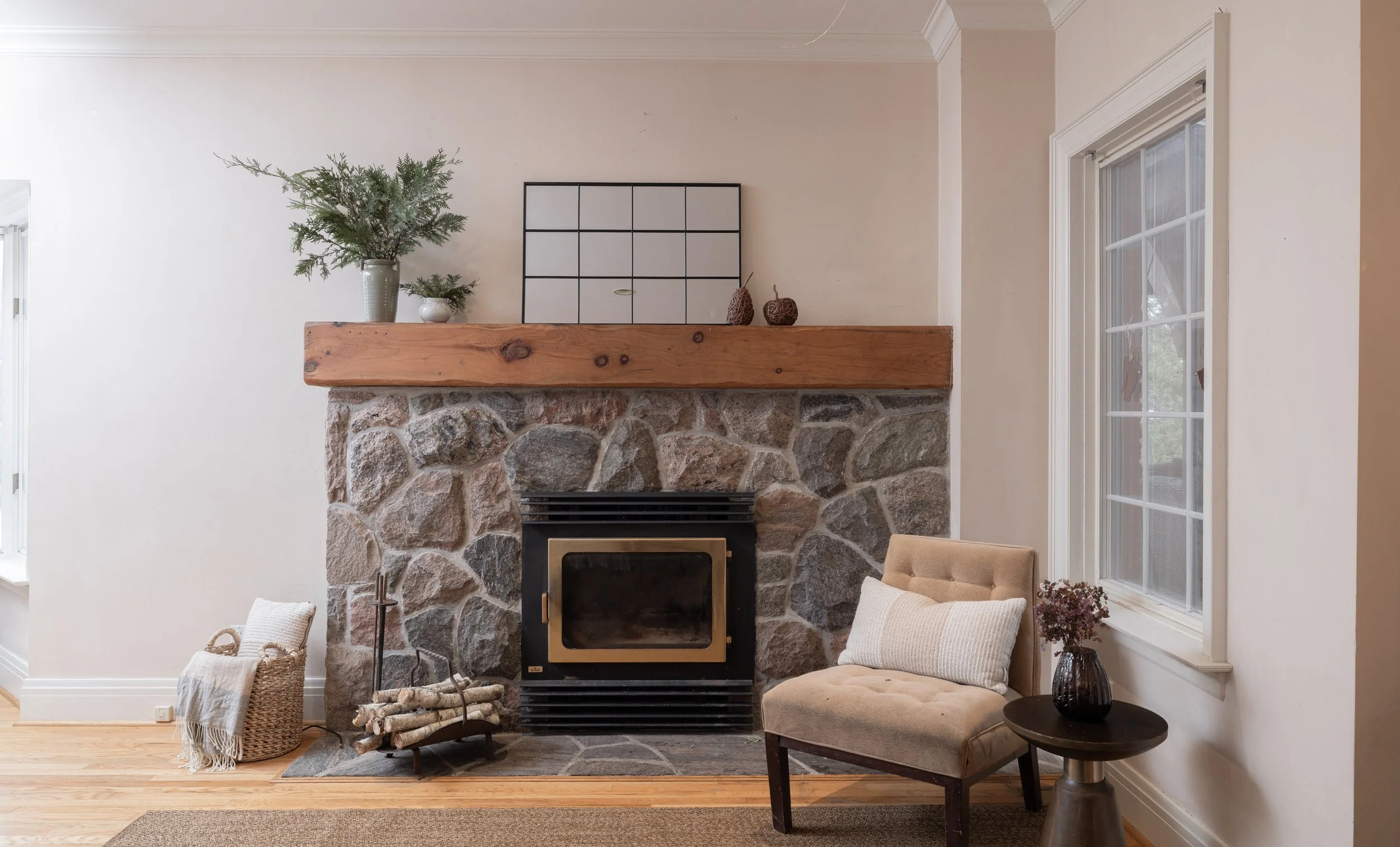 13- 21455 Warden Ave - East Gwillimbury - Modern Copyright- Movement Creative Inc - PHOTOG- Mitch Hubble - December 17, 2025.jpg