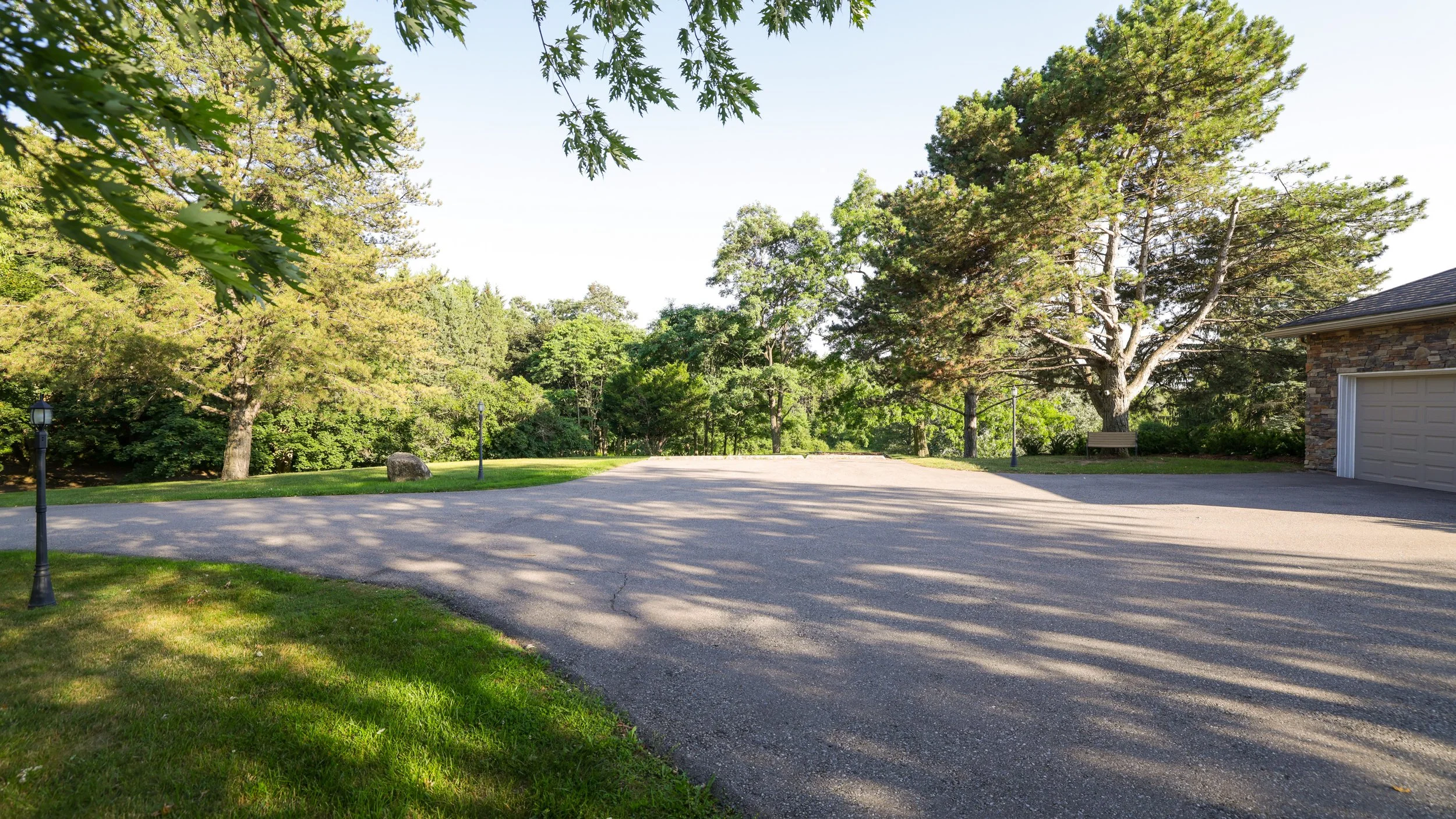 83- 4825 15th Sideroad - King - Modern Movement Creative Inc - PHOTOG- Mitch Hubble - July 22, 2026.jpg