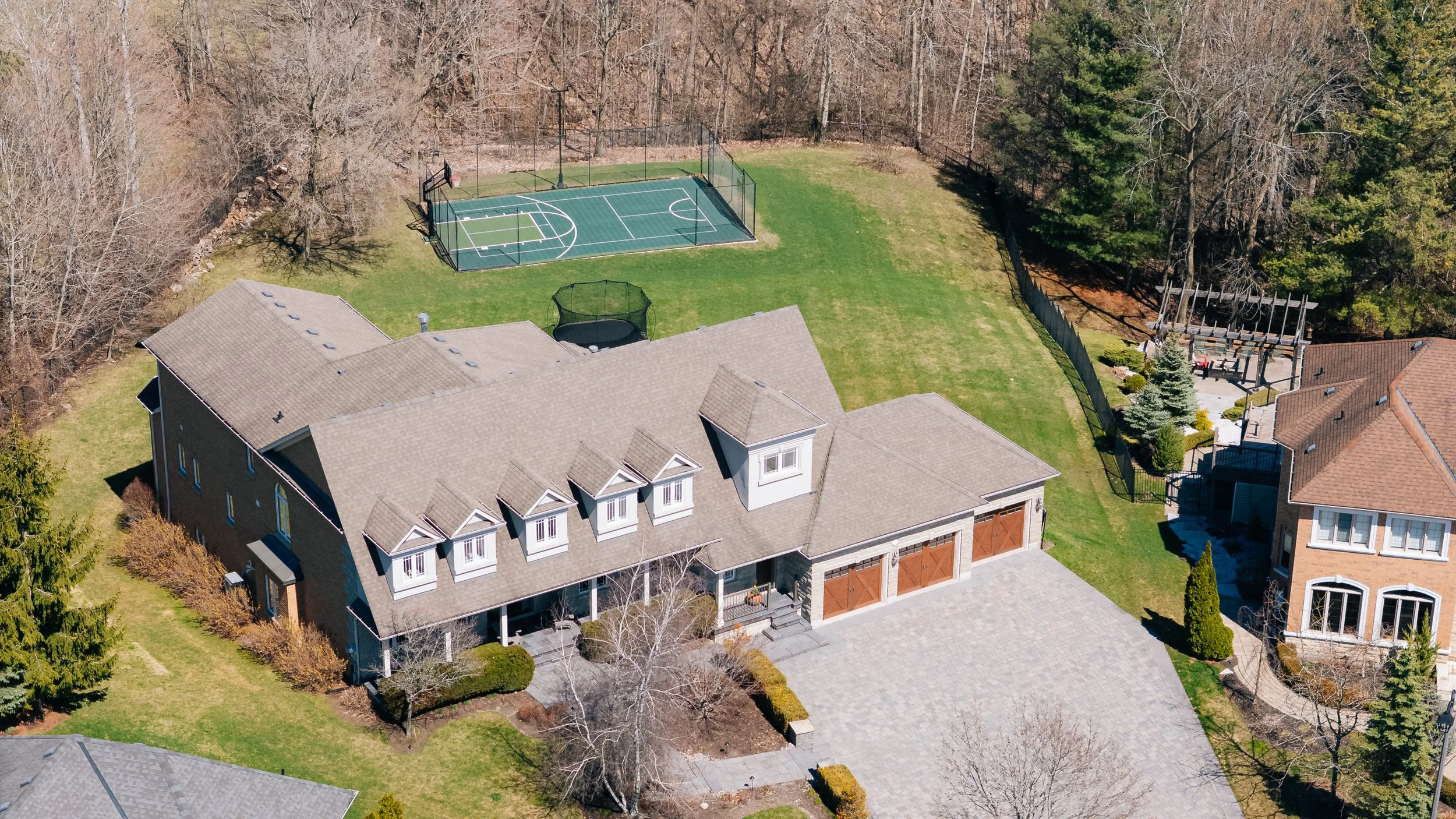 9- 9 Black Crt - Aurora - Modern Movement Creative Inc - PHOTOG- Mitch Hubble - April 20, 2026.jpg