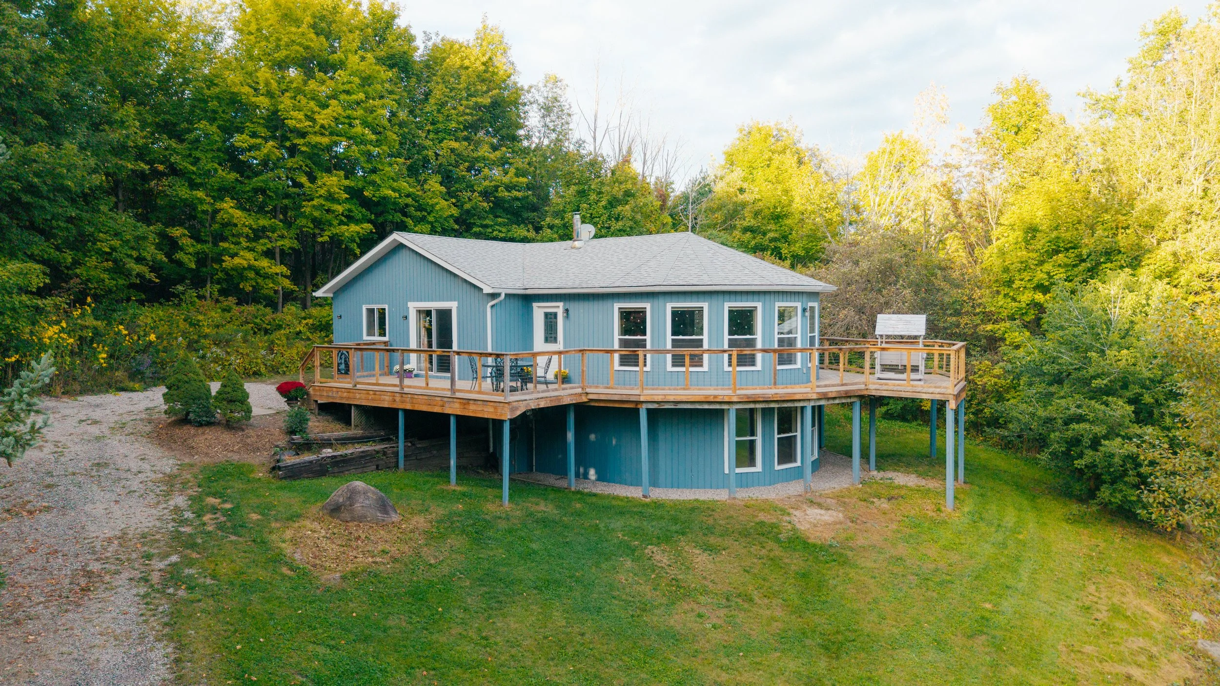 61- 798227 3rd Line East - Mulmur - Modern Movement Creative Inc - PHOTOG- Mitch Hubble - September 17, 2026.jpg