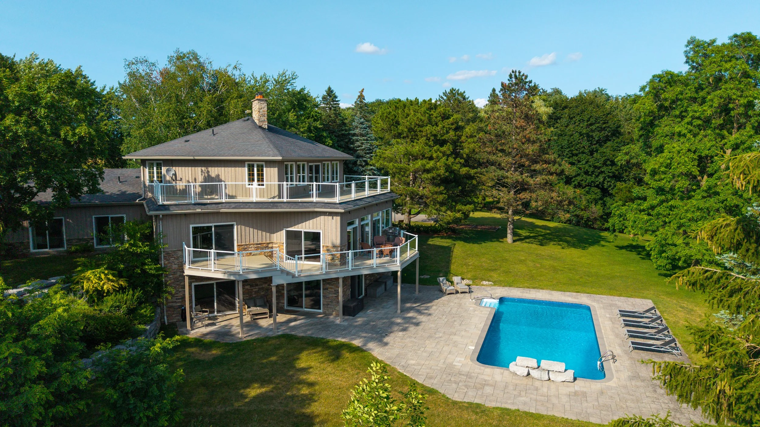 100- 4825 15th Sideroad - King - Modern Movement Creative Inc - PHOTOG- Mitch Hubble - July 22, 2026.jpg