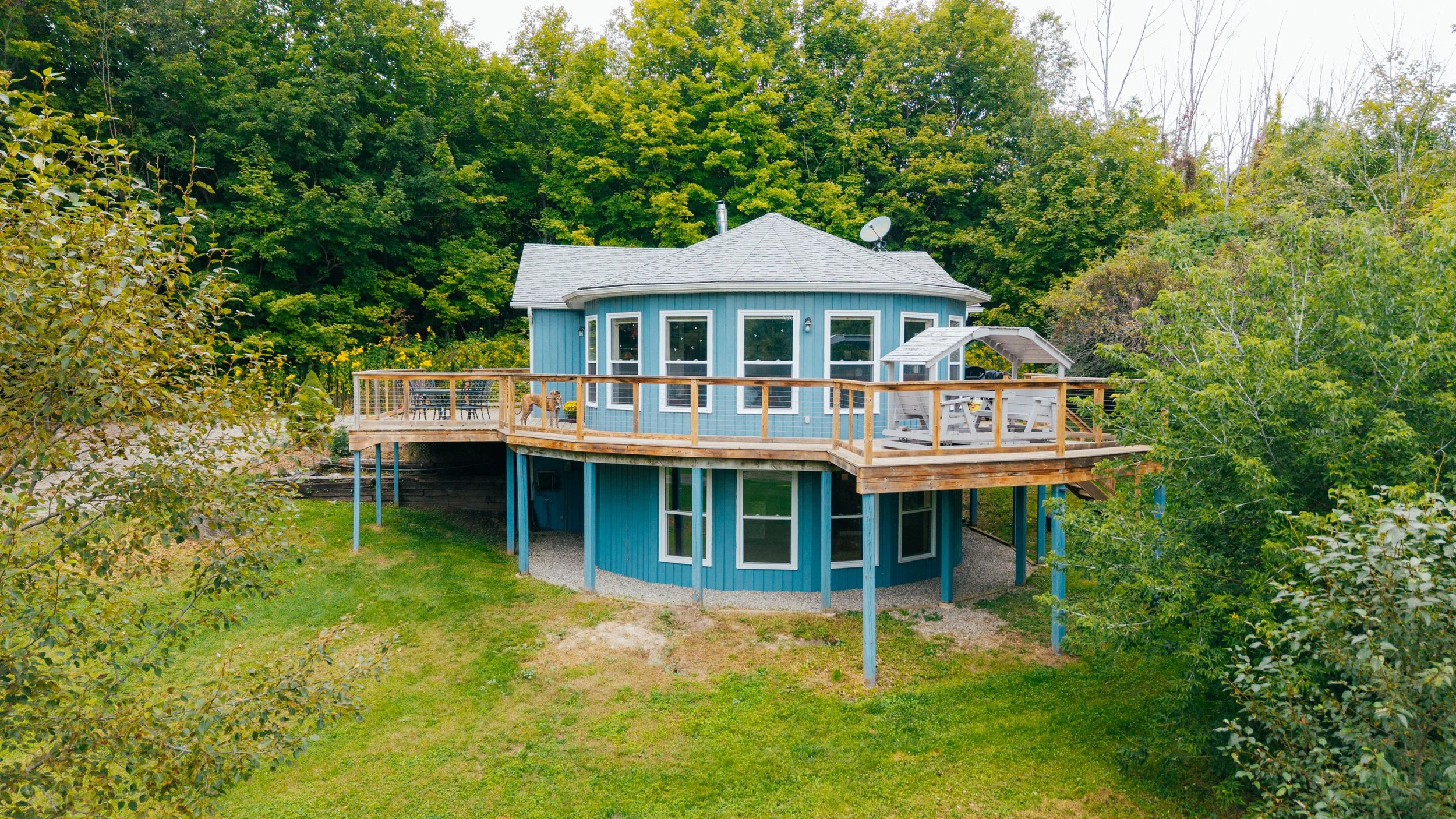 38- 798227 3rd Line East - Mulmur - Modern Movement Creative Inc - PHOTOG- Mitch Hubble - September 17, 2026.jpg