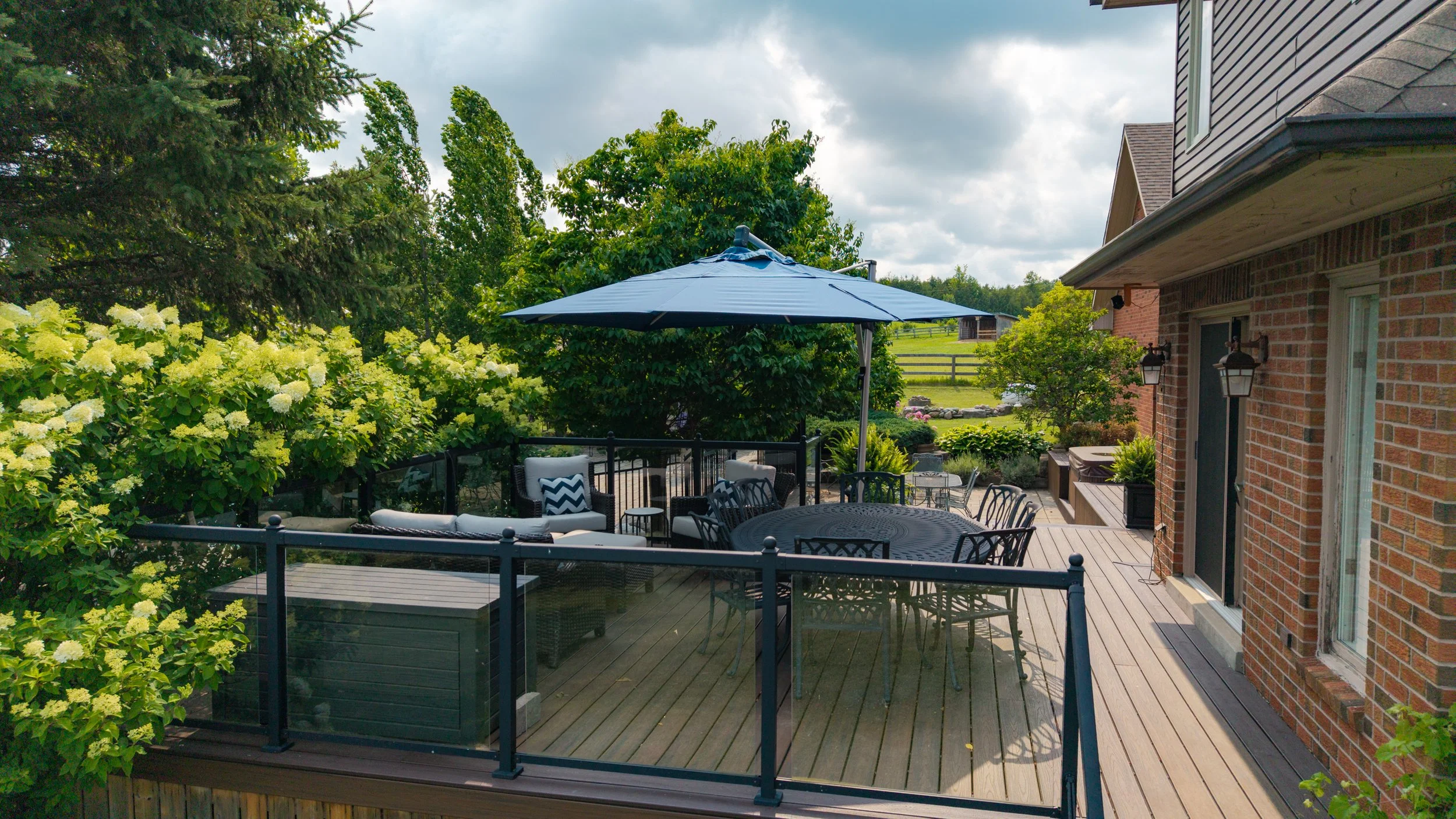11- 7995 19th Sideroad - King - Modern Movement Creative Inc - PHOTOG- Mitch Hubble - July 28, 2026.jpg
