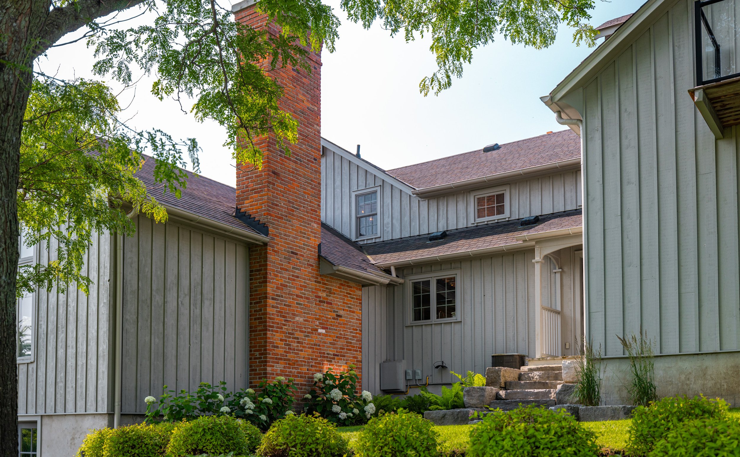 908 Vandorf Sdr - Aurora - 2023 - Modern Movement Creative - Real Estate -July 14, 2023 - 39.jpg