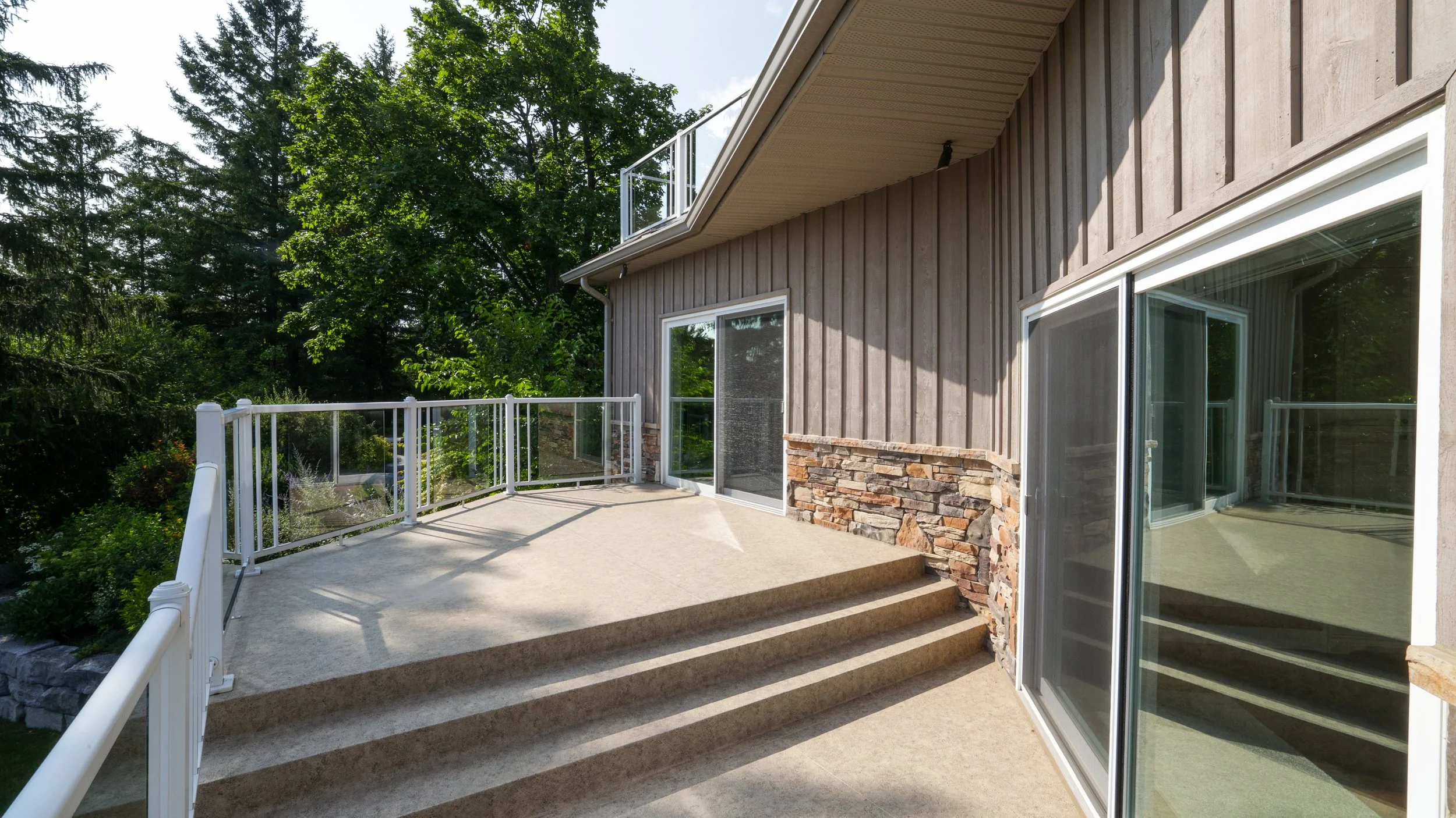 65- 4825 15th Sideroad - King - Modern Movement Creative Inc - PHOTOG- Mitch Hubble - July 22, 2026.jpg