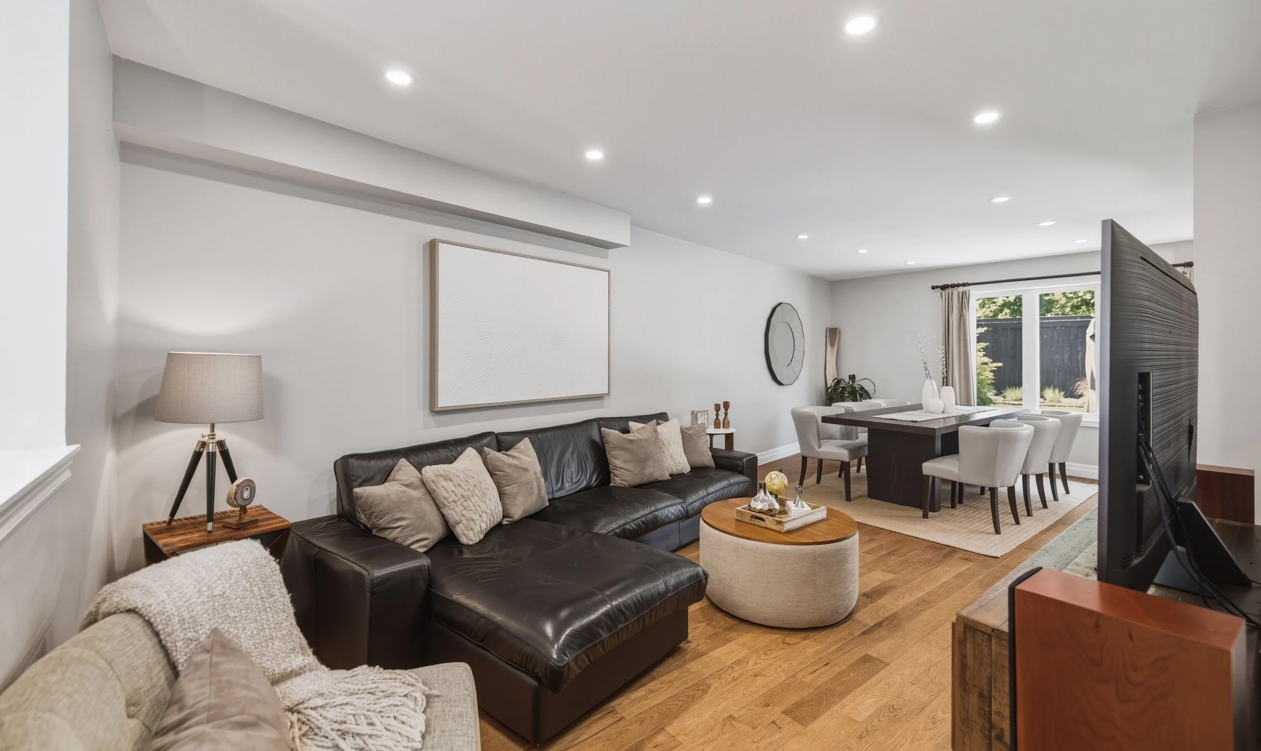 25- 26 JOLLEY CRT - BOLTON - Modern Movement Creative Inc - PHOTOG- Mitch Hubble - May 30, 2026.jpg