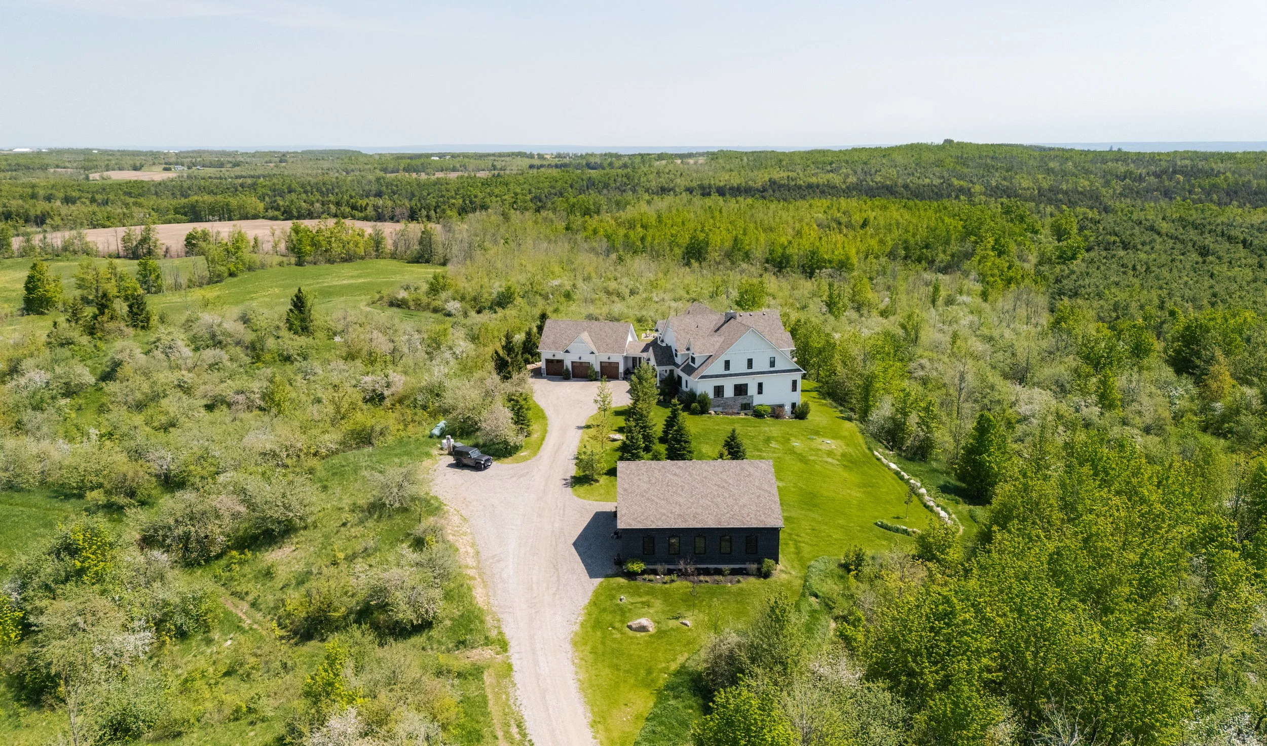 37-  678457 Center Road - Mulmur - Modern Movement Creative Inc - PHOTOG- Mitch Hubble - May 26, 2026.jpg