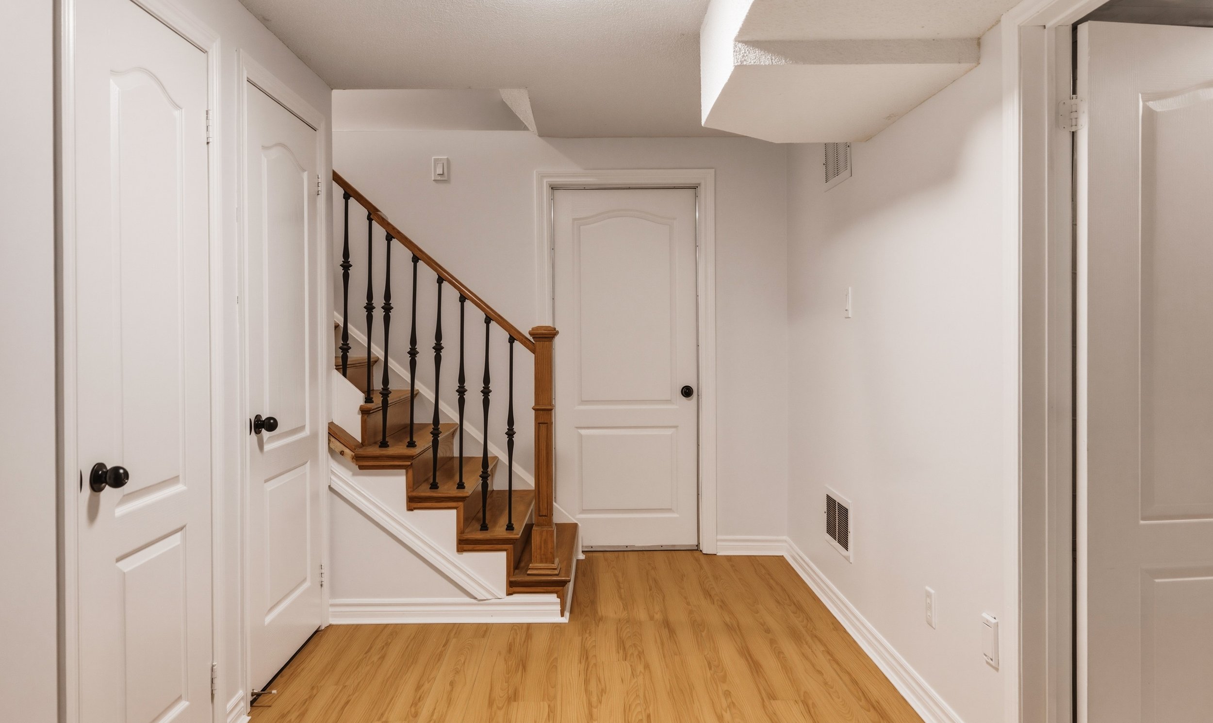 50- 26 JOLLEY CRT - BOLTON - Modern Movement Creative Inc - PHOTOG- Mitch Hubble - May 30, 2026.jpg