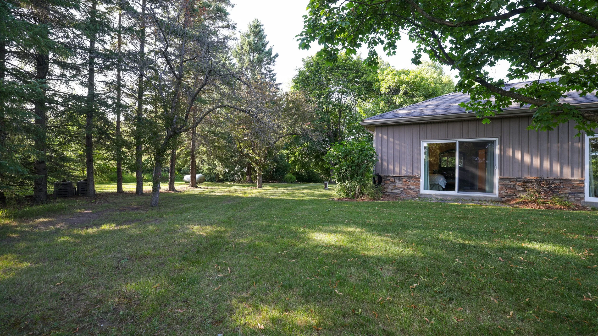 66- 4825 15th Sideroad - King - Modern Movement Creative Inc - PHOTOG- Mitch Hubble - July 22, 2026.jpg