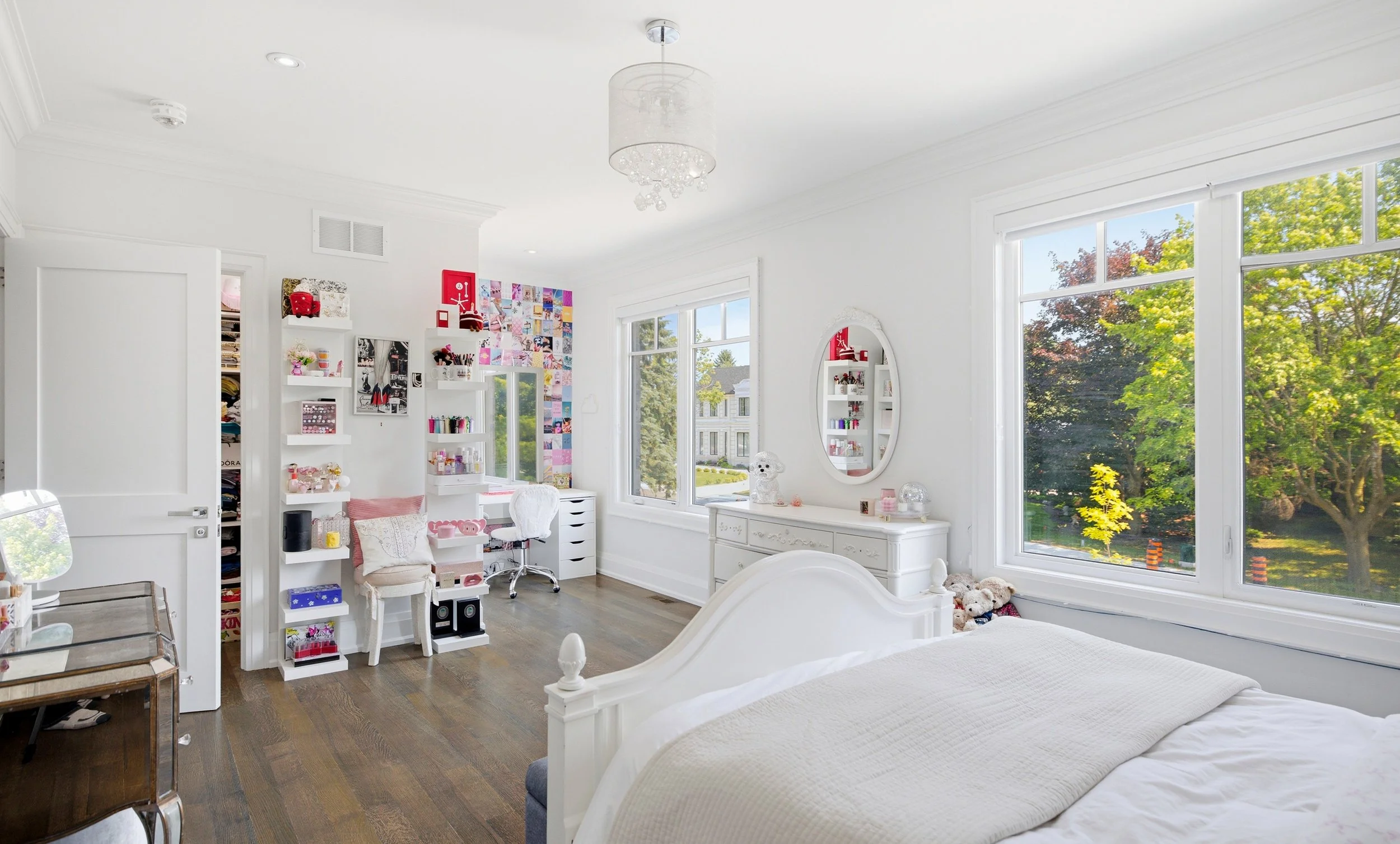 39- 50 Blackforest Dr - King - Modern Movement Creative Inc - PHOTOG- Mitch Hubble - July 14, 2026.jpg