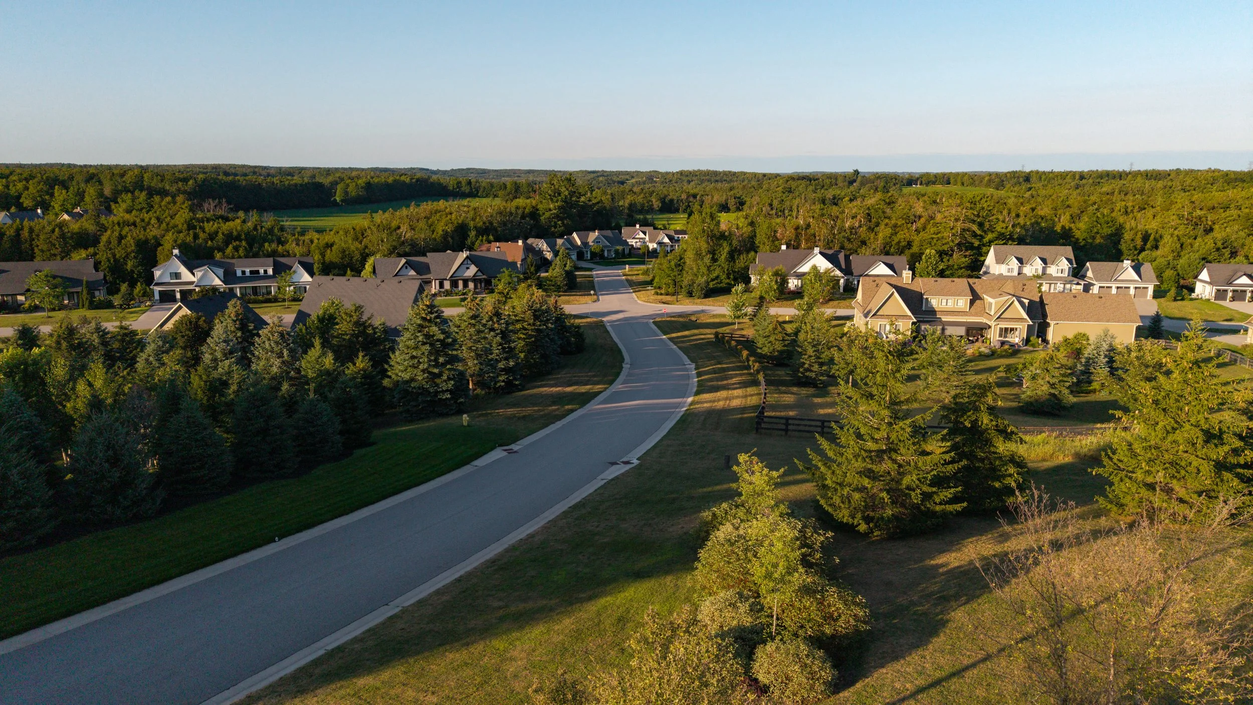 46- 3 Morgan - Oro Medonte - Modern Movement Creative Inc - PHOTOG- Mitch Hubble - July 29, 2026.jpg