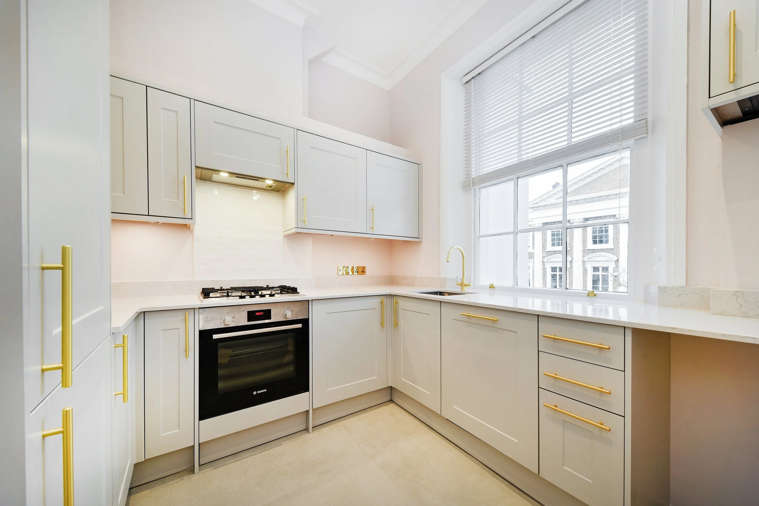 Savills Chelsea Lets Upper Maisonette (Flat 2) 23 Oakley Street (15).JPG