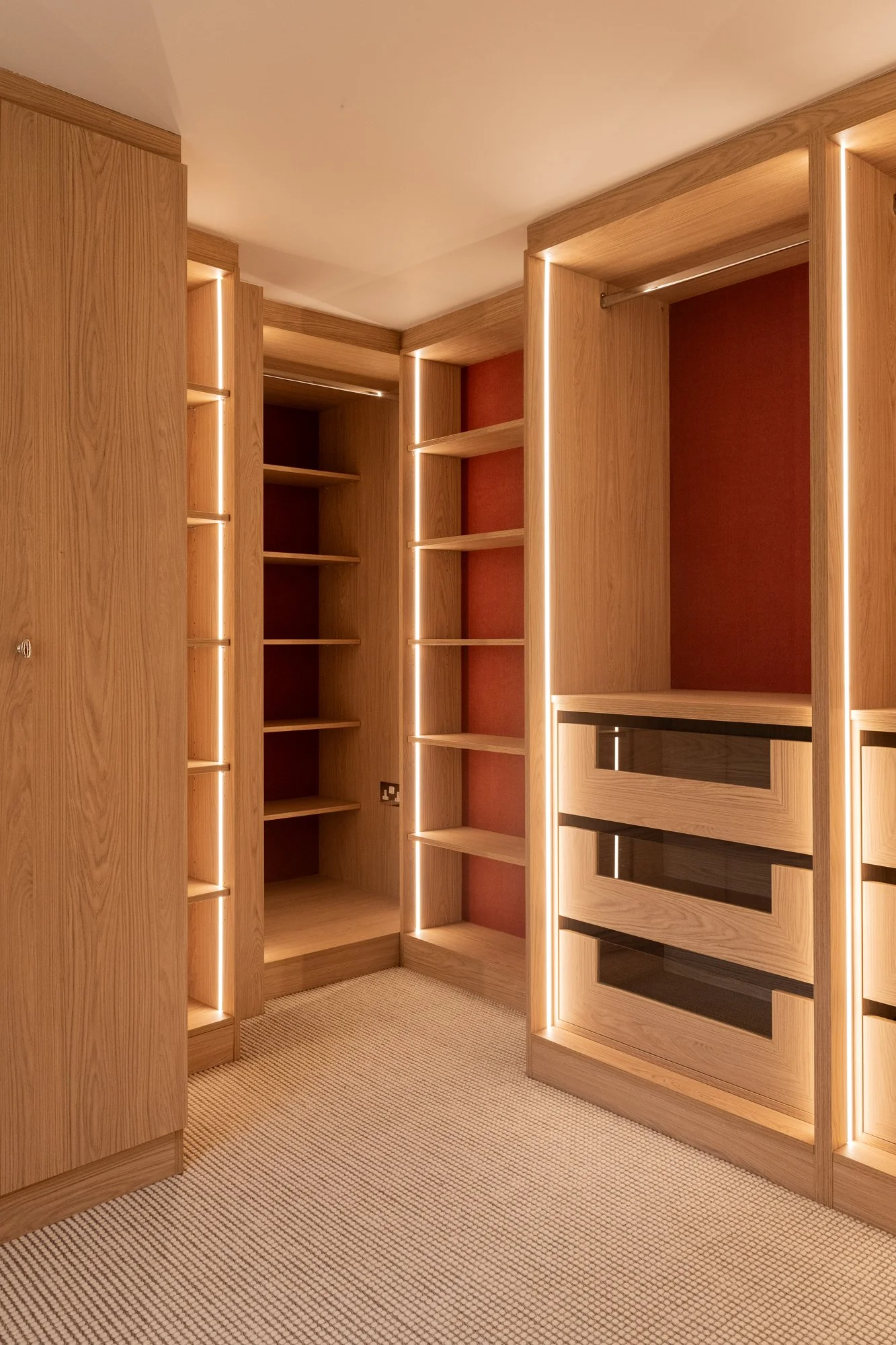 51 Dressing Room 2-13.jpg