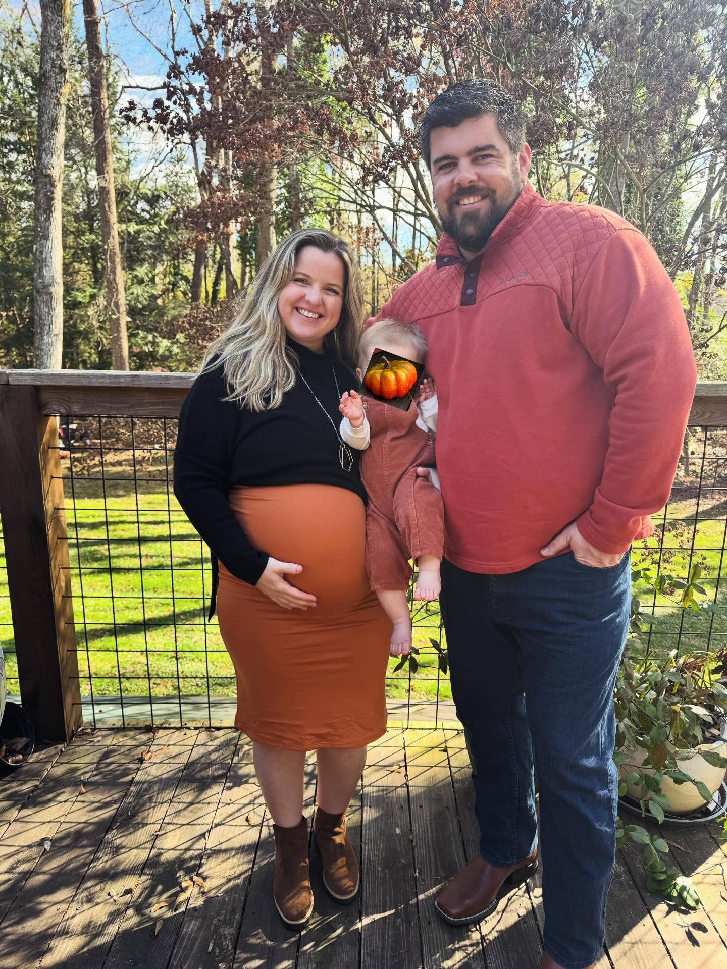 Just simply, thank you. 

Feeling beyond grateful for this community &amp; the ability to serve so many families here 🥹

Thank you, from the bottom of my heart, for trusting me with your families, with your tears, your highs &amp; your lows. I cheri