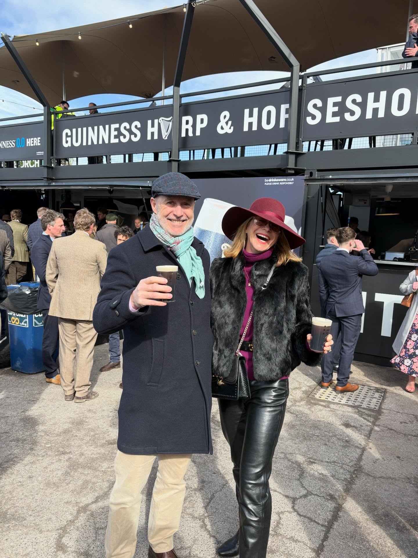 Day 3 &amp; 4 @cheltenhamraces with Mr T &amp; Clodagh 🏇🏇🏇🏇 Gibbs Island on another day could have got a good place. Until next time&hellip;. &hearts;️