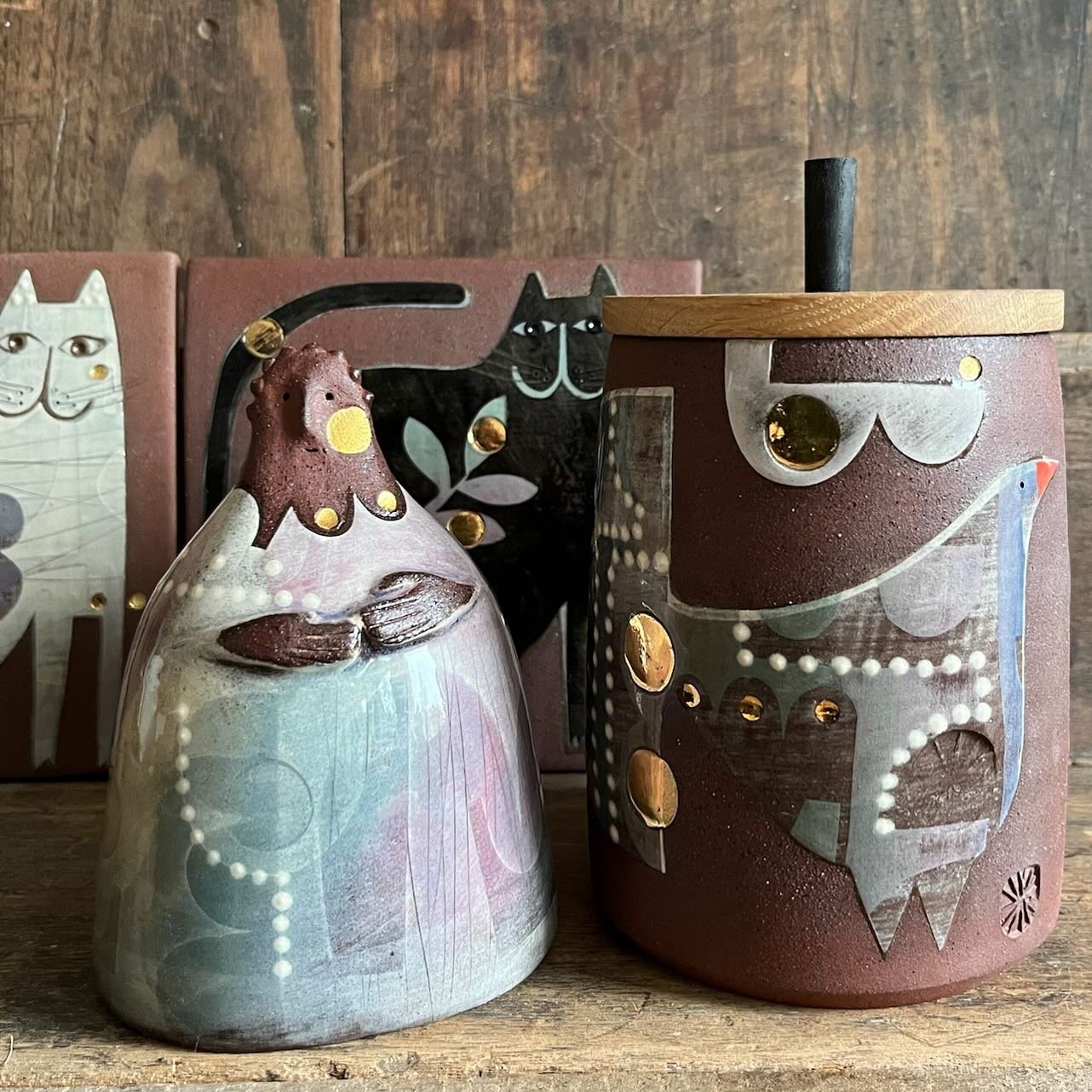 Ive been dreaming of archeological digs and the &lsquo;earthy&rsquo; roughness of clay combining with highly glazed colour, and gold. Gold and clay, precious and common. Images of birds, animals and plants emerging from the earth. 
Ideally I&rsquo;d 