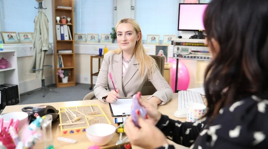 ‘Celebrity Rebrand’ with Amelia Dimoldenberg