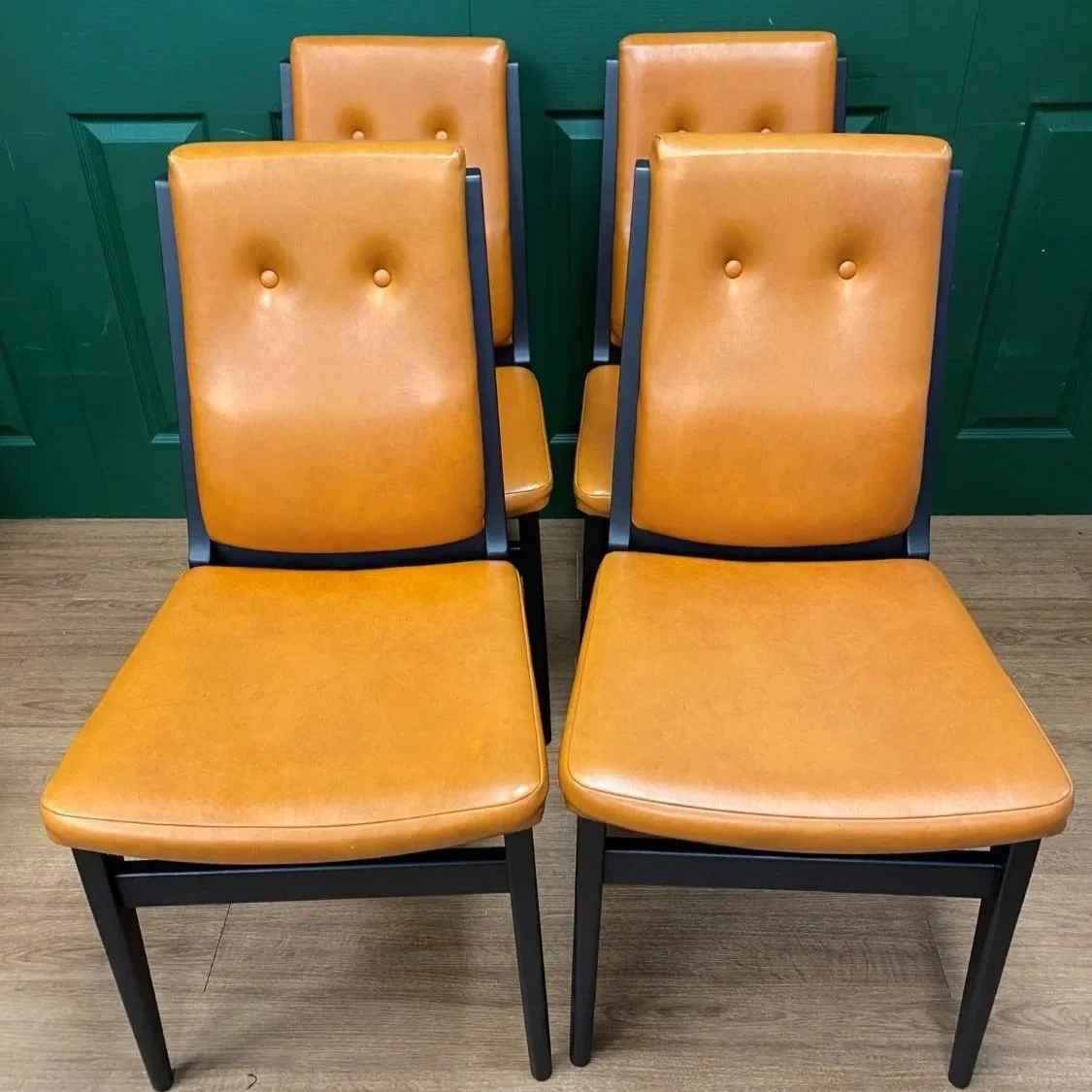 Set+of+four+vintage+mid+century+1970s+black++and+orange+vinyl+high+button+back+dining+chairs+main+top.jpg