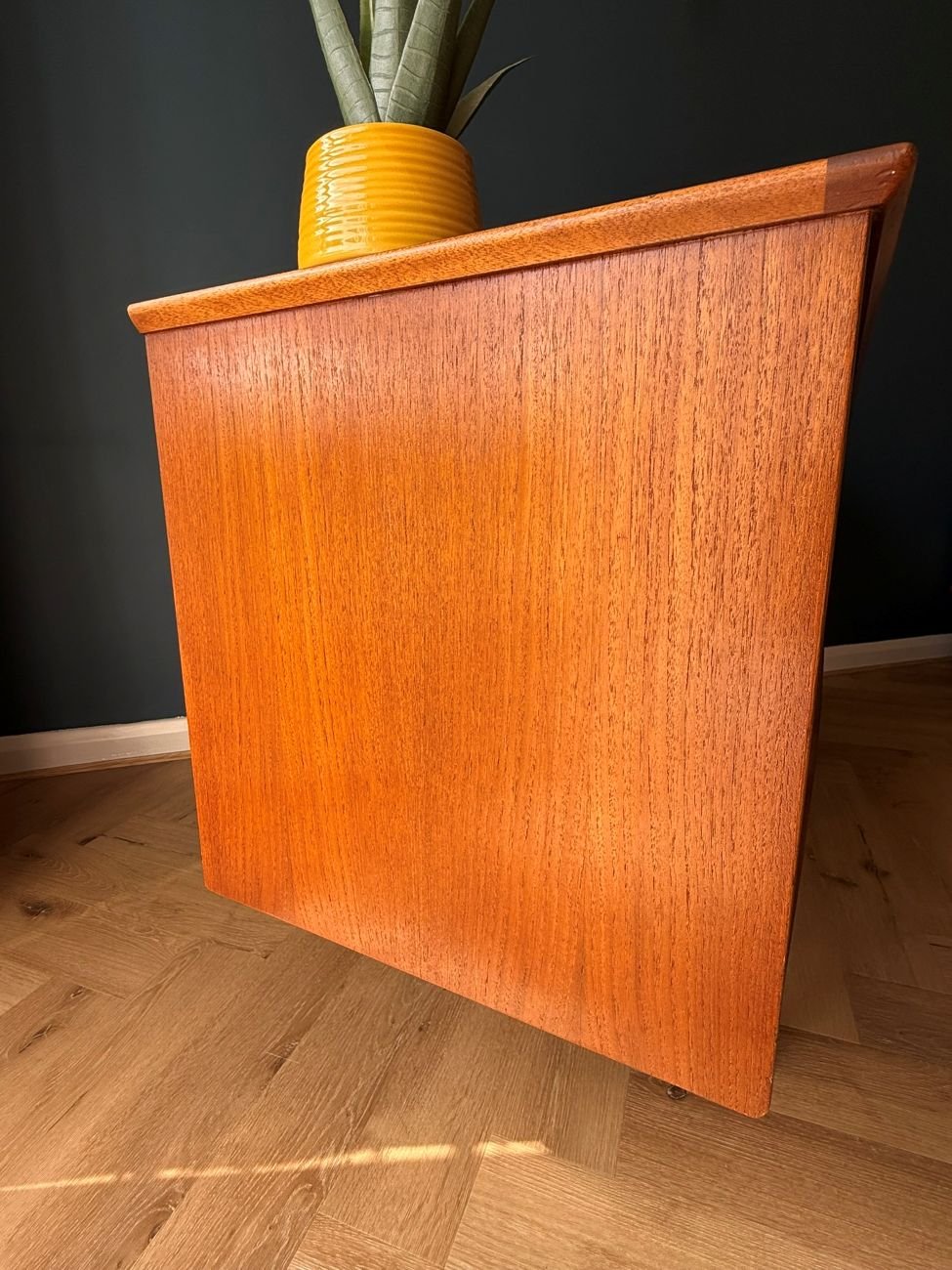 Mid century 1960s Jentique teak compact 5ft sideboard