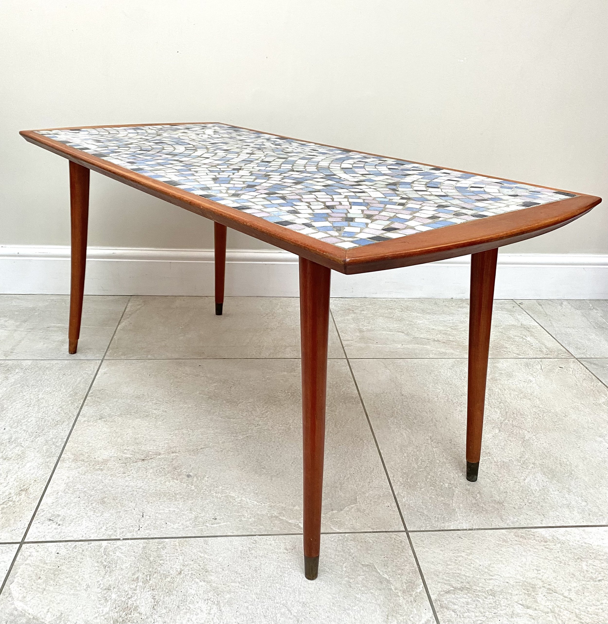 https://i.etsystatic.com/11230629/r/il/0e3d01/4480595255/il_fullxfull.4480595255_g4dt.jpg